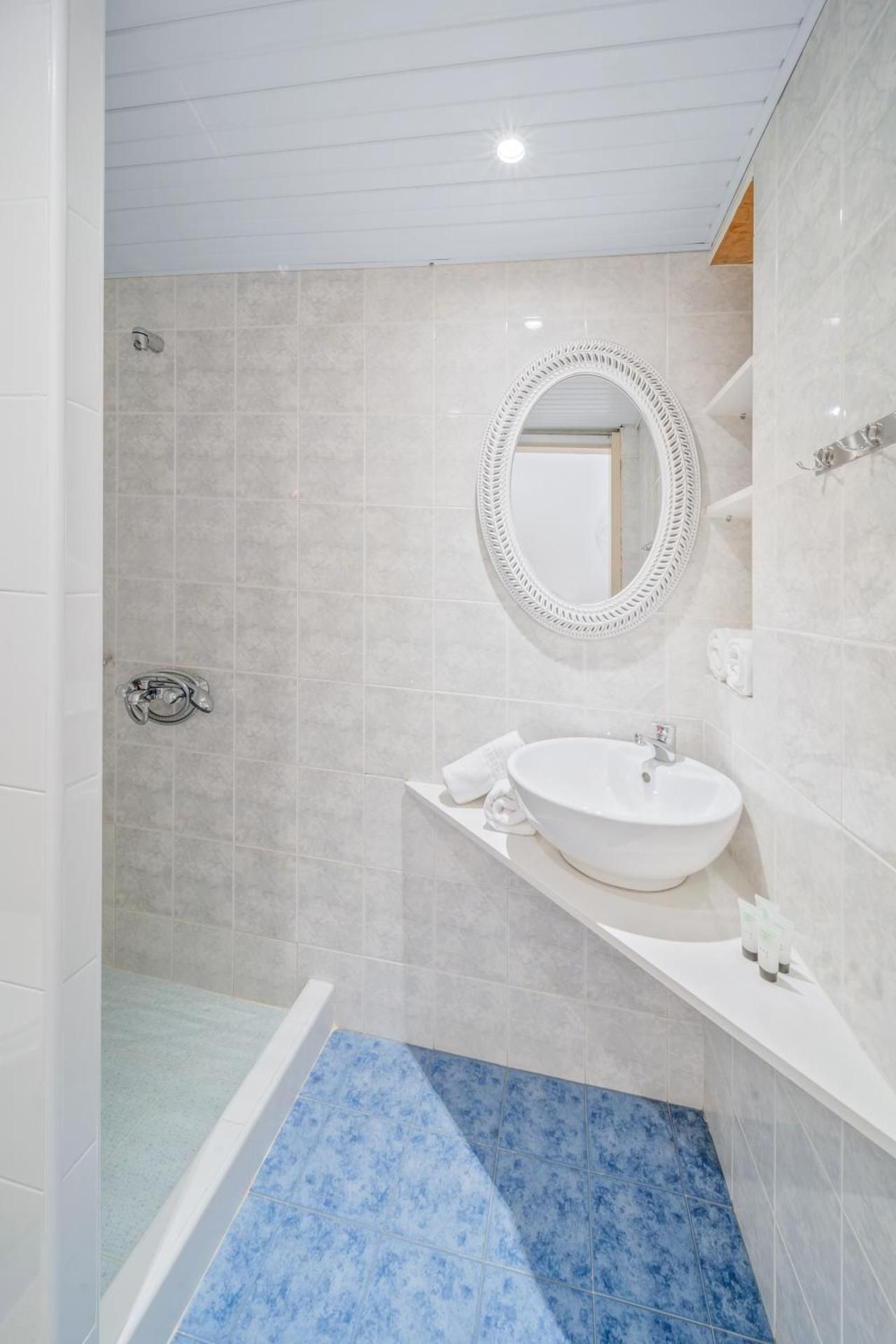 One Bedroom Apartment Split Level