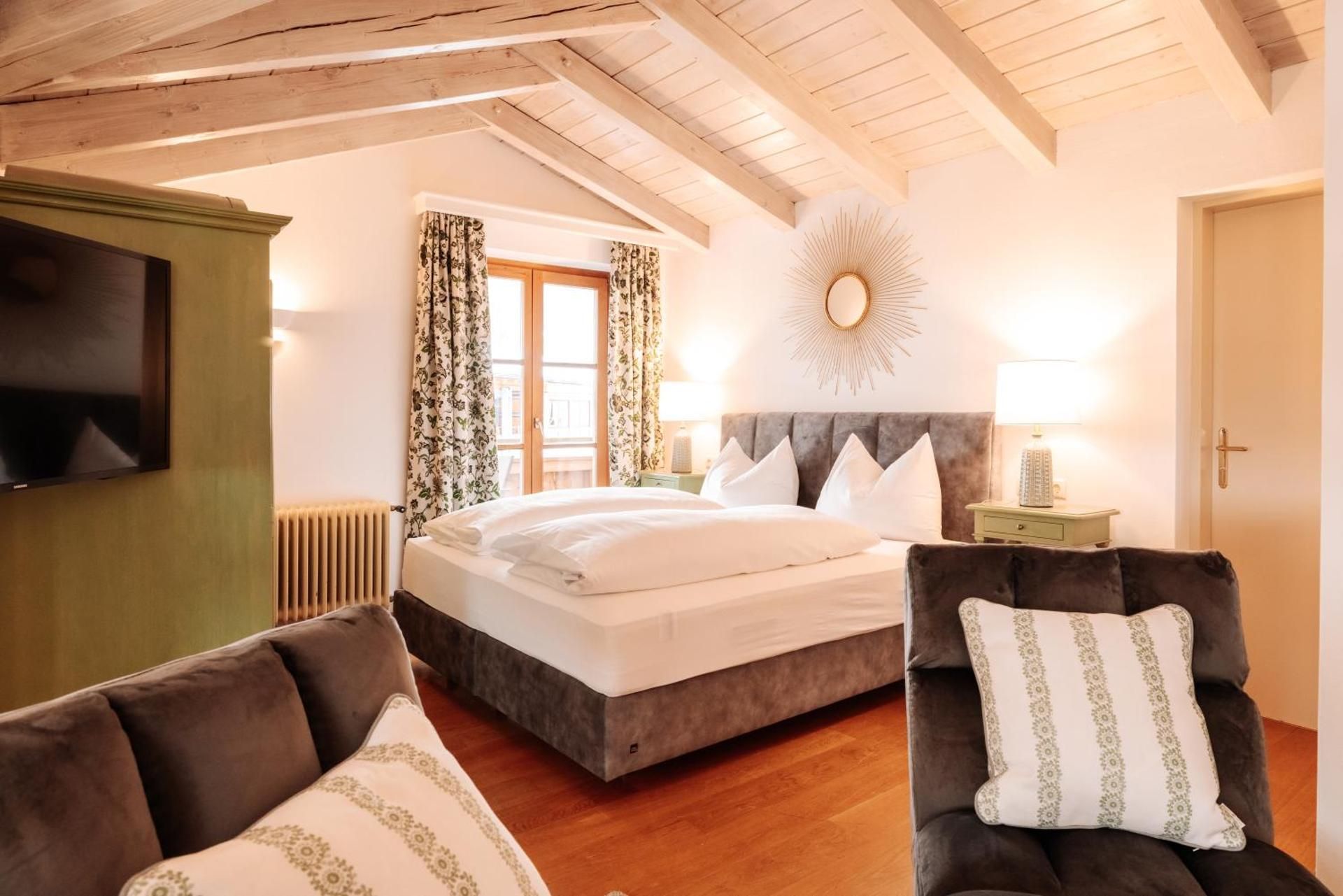 Double Room with Mountain View