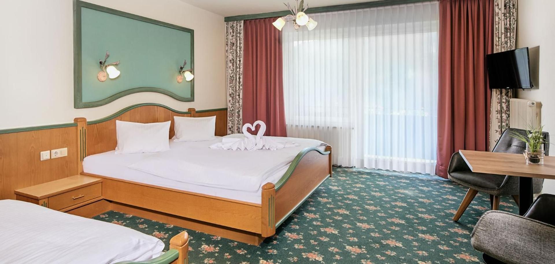 Triple Room with Bath