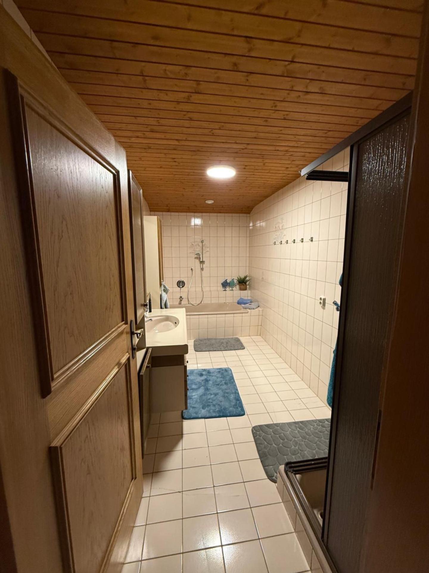 Three-Bedroom Apartment with Balcony