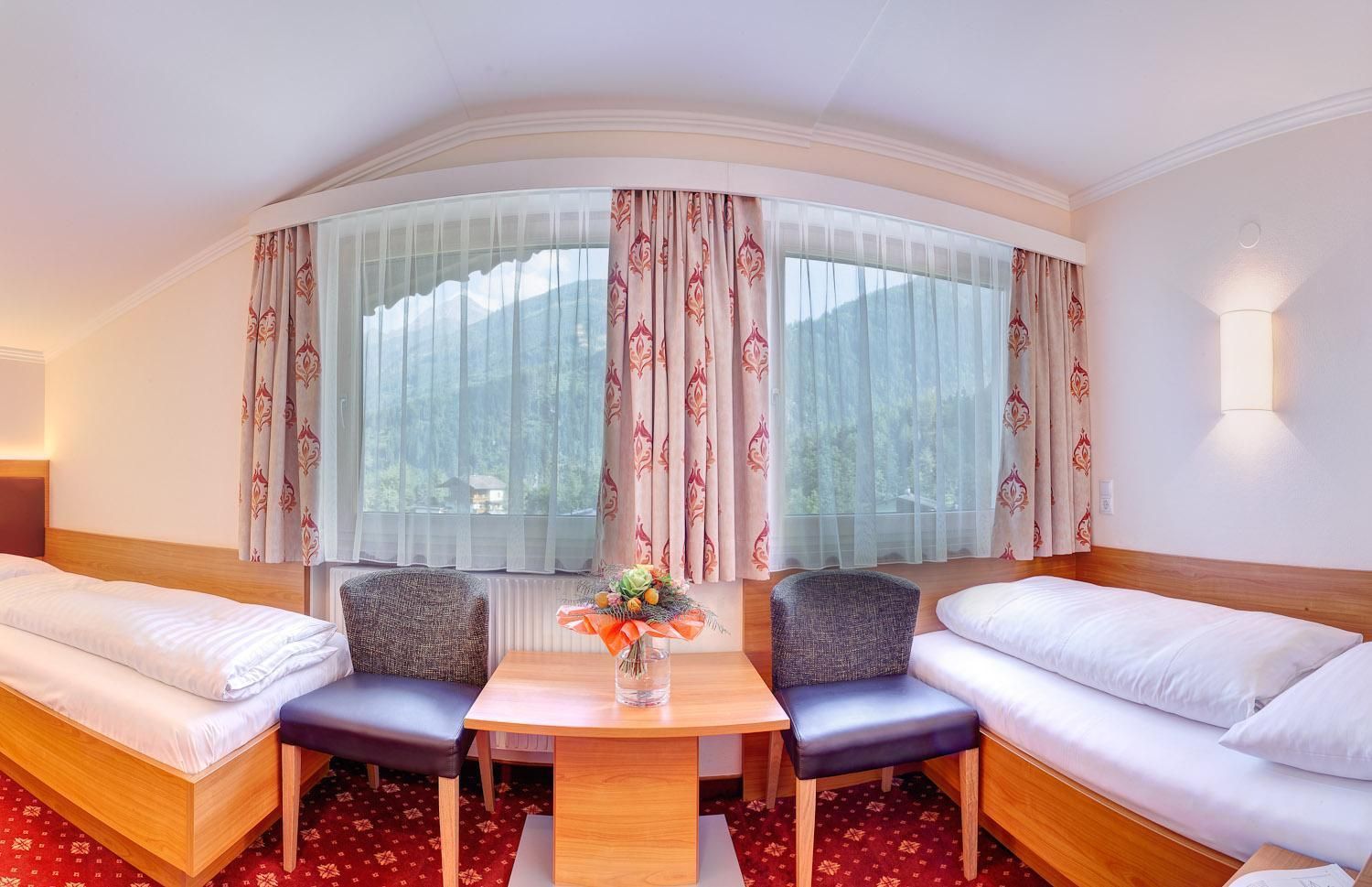 Deluxe Quadruple Room