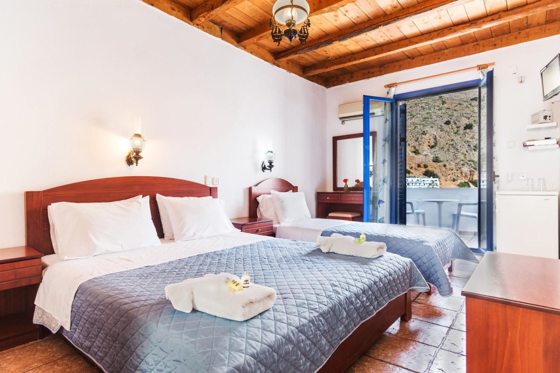 Triple Room with Sea View