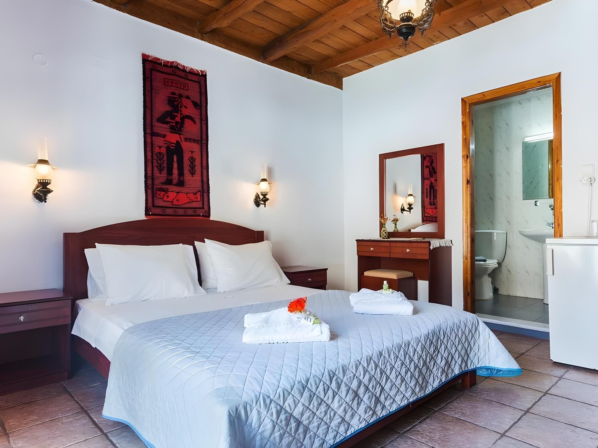 Double Room with Seaview-Double room-Sea View-Private Bathroom