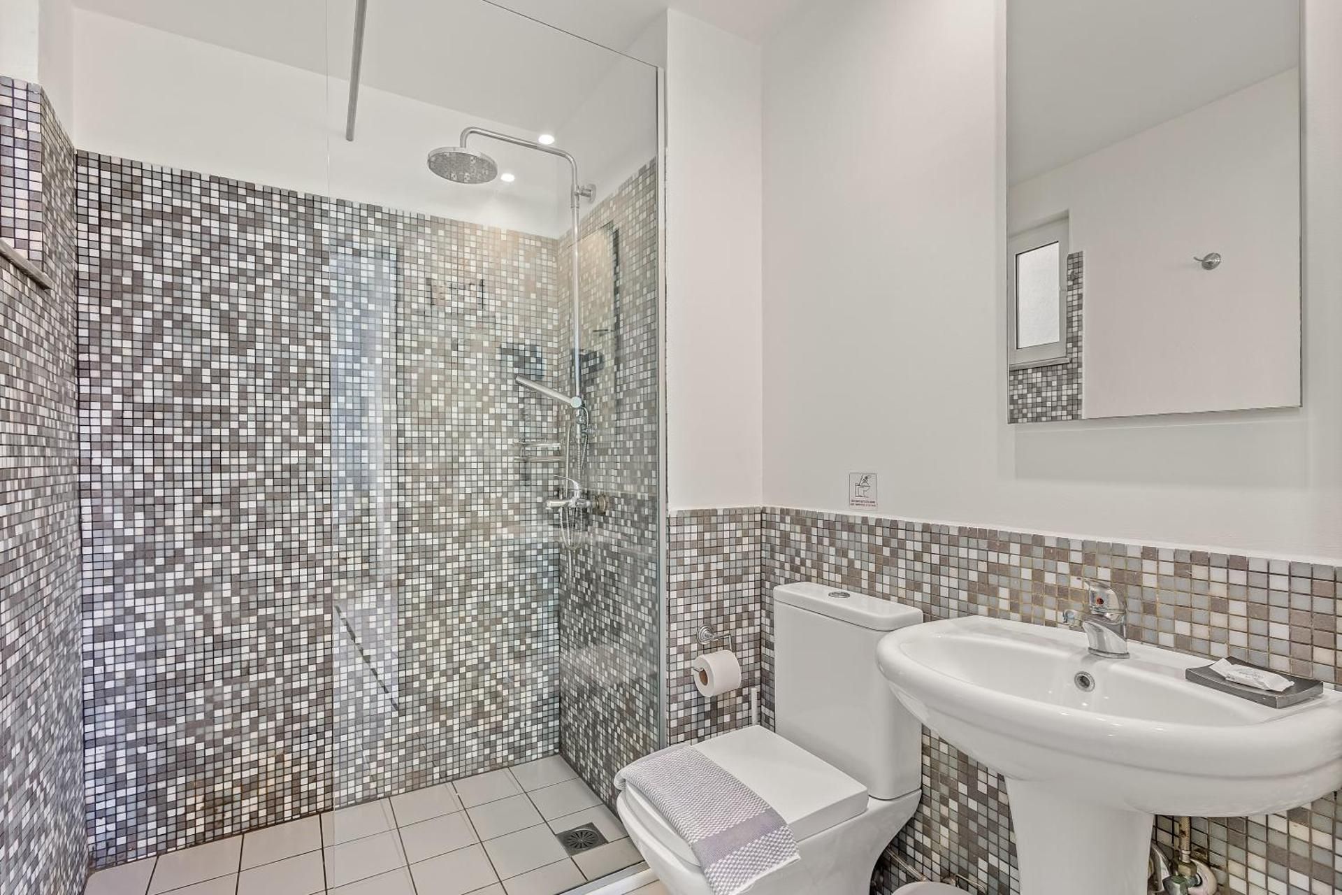 Deluxe Triple Room with Sea View