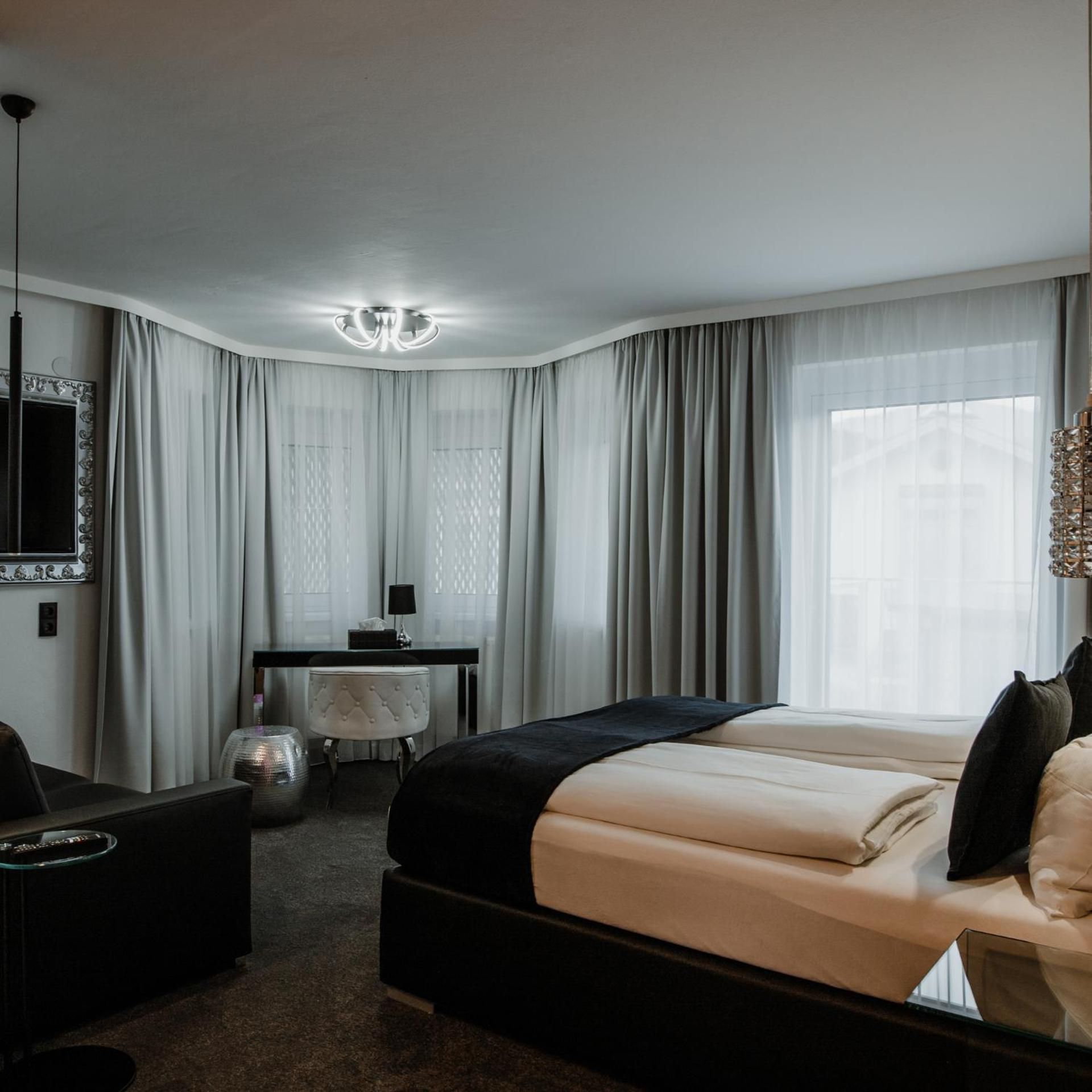 Double Room with Extra Bed (4 adults)