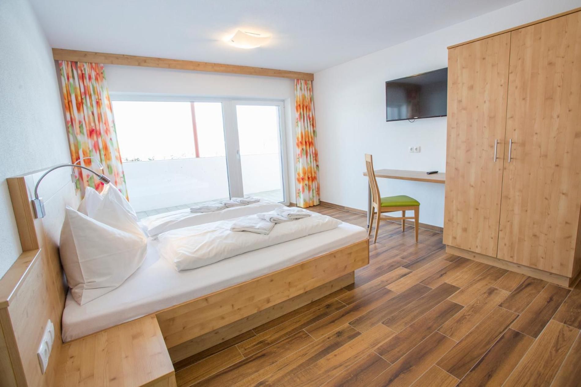 Three-Bedroom Apartment with Three Bathrooms