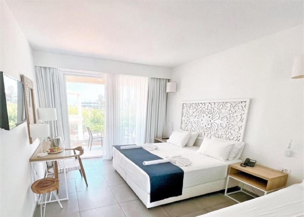 Junior Suite With Private Pool