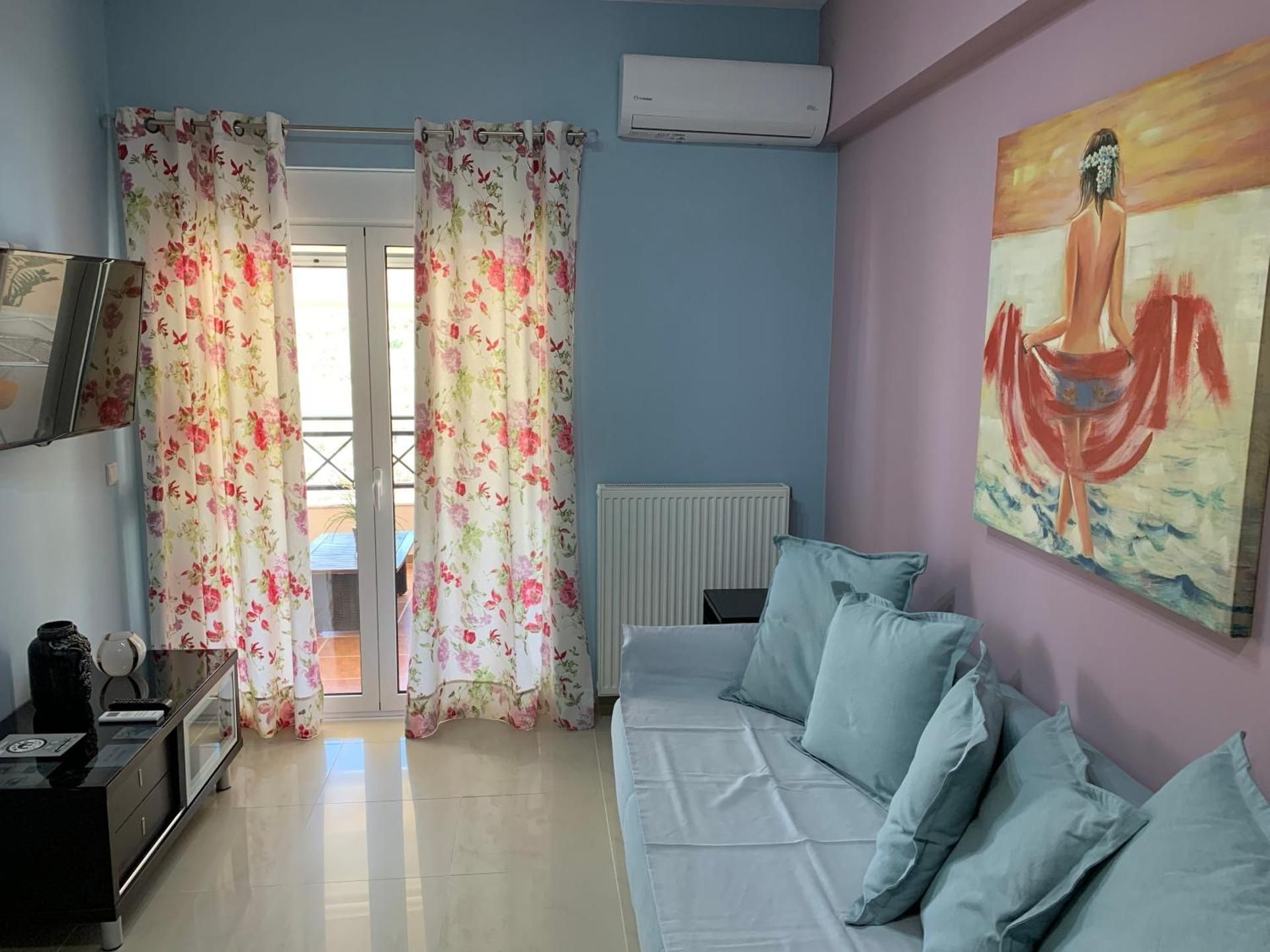 Studio Apartment with Sea View