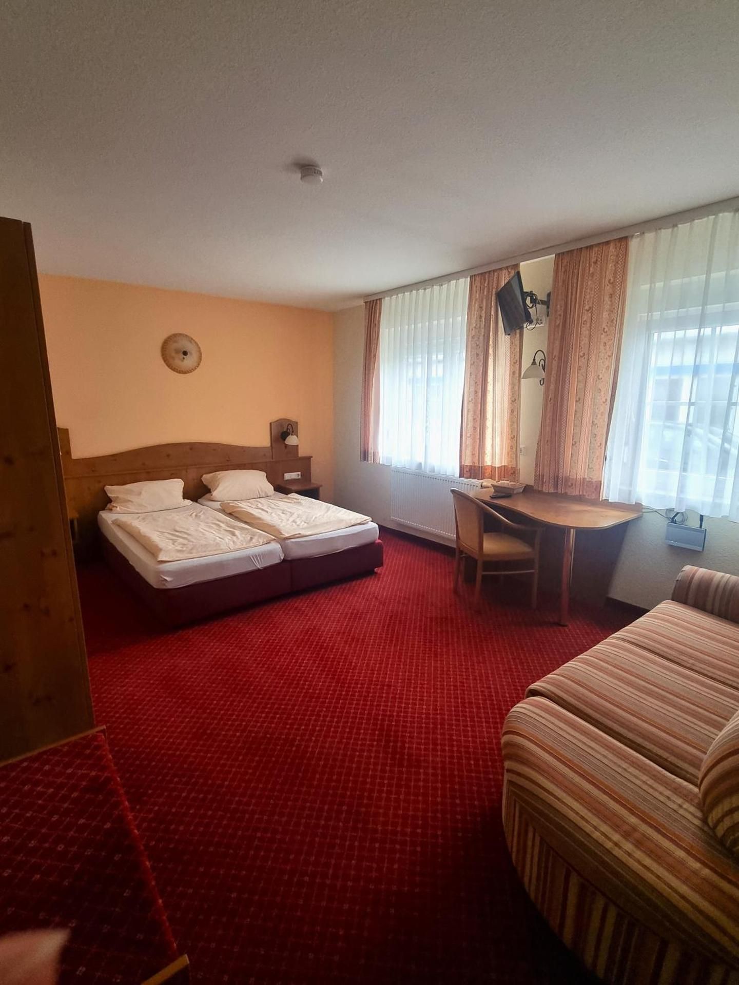 Single Room With Private Bathroom
