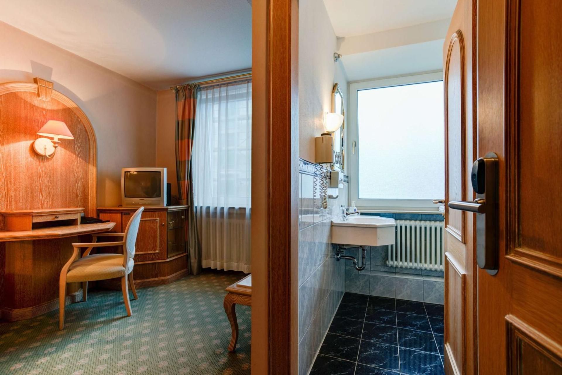 Standard Room Single