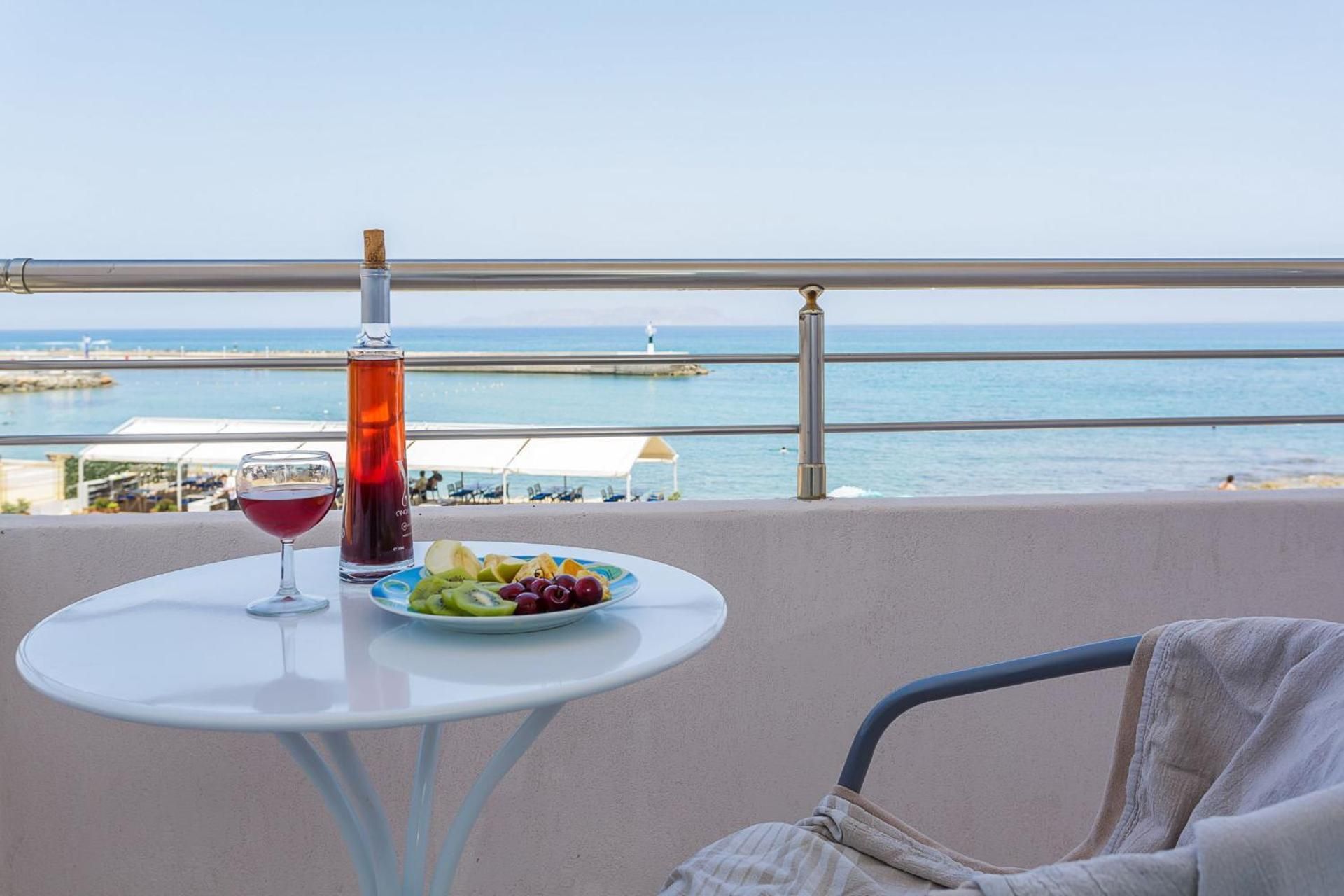 Studio with Sea View