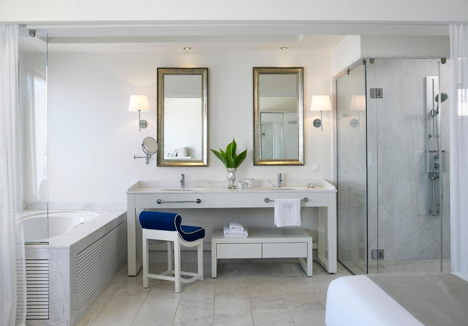 Suite Seafront