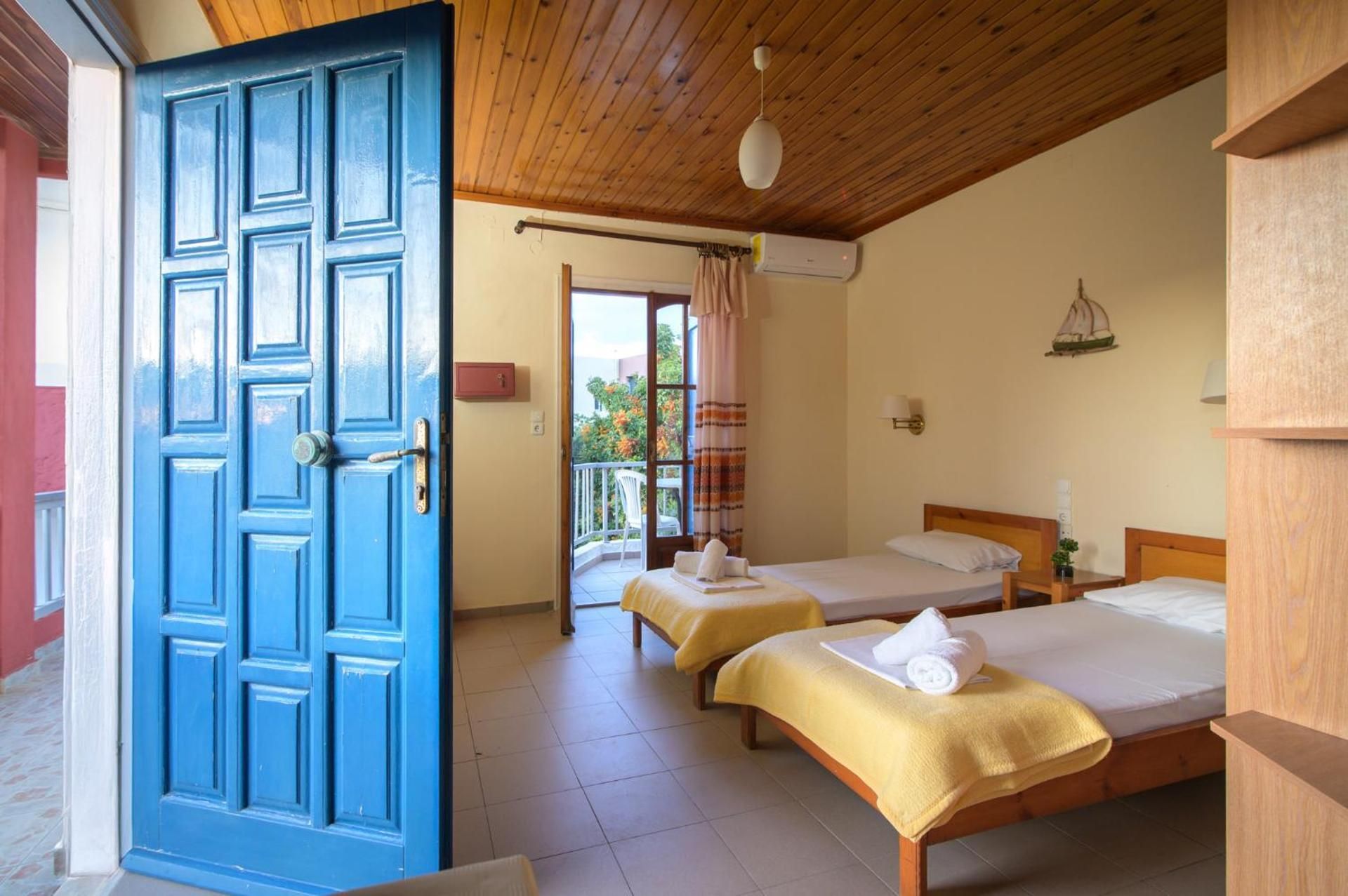 First Floor Studio Room with Garden View