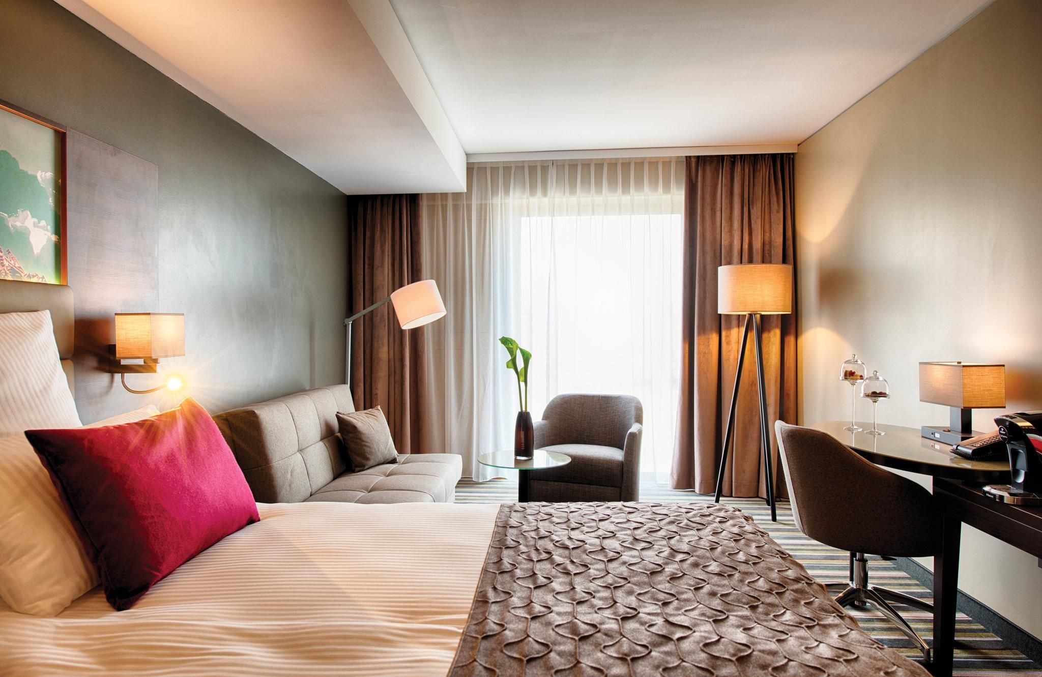 Leonardo Royal Hotel Ulm Deluxe Room 2