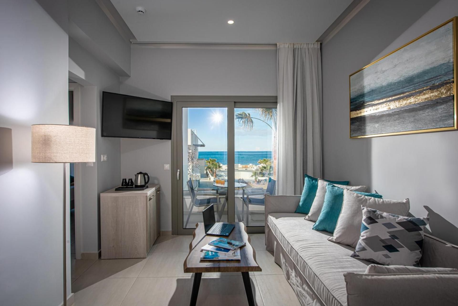 Family Room with Sea View