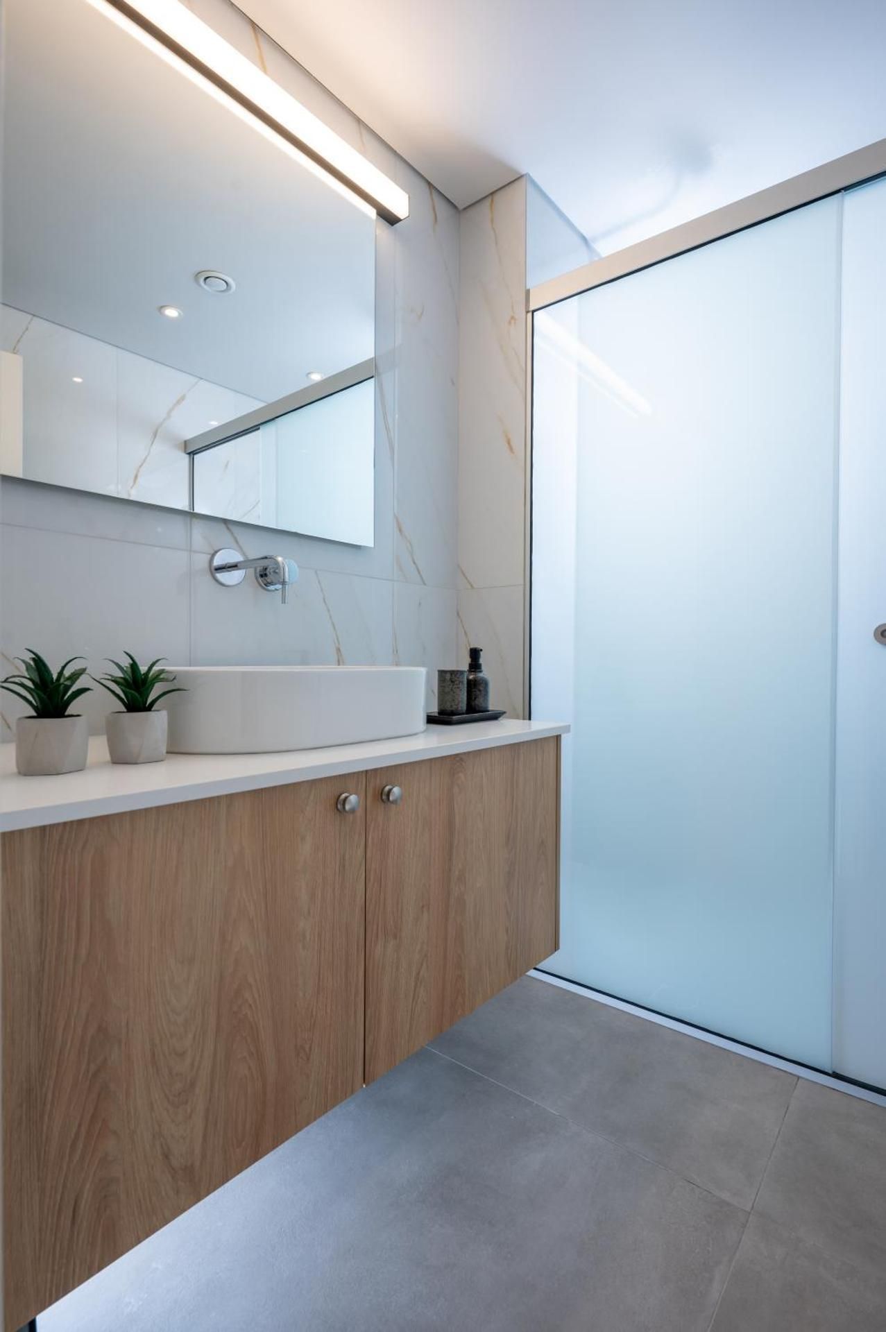 Deluxe One-Bedroom Apartment with Garden View