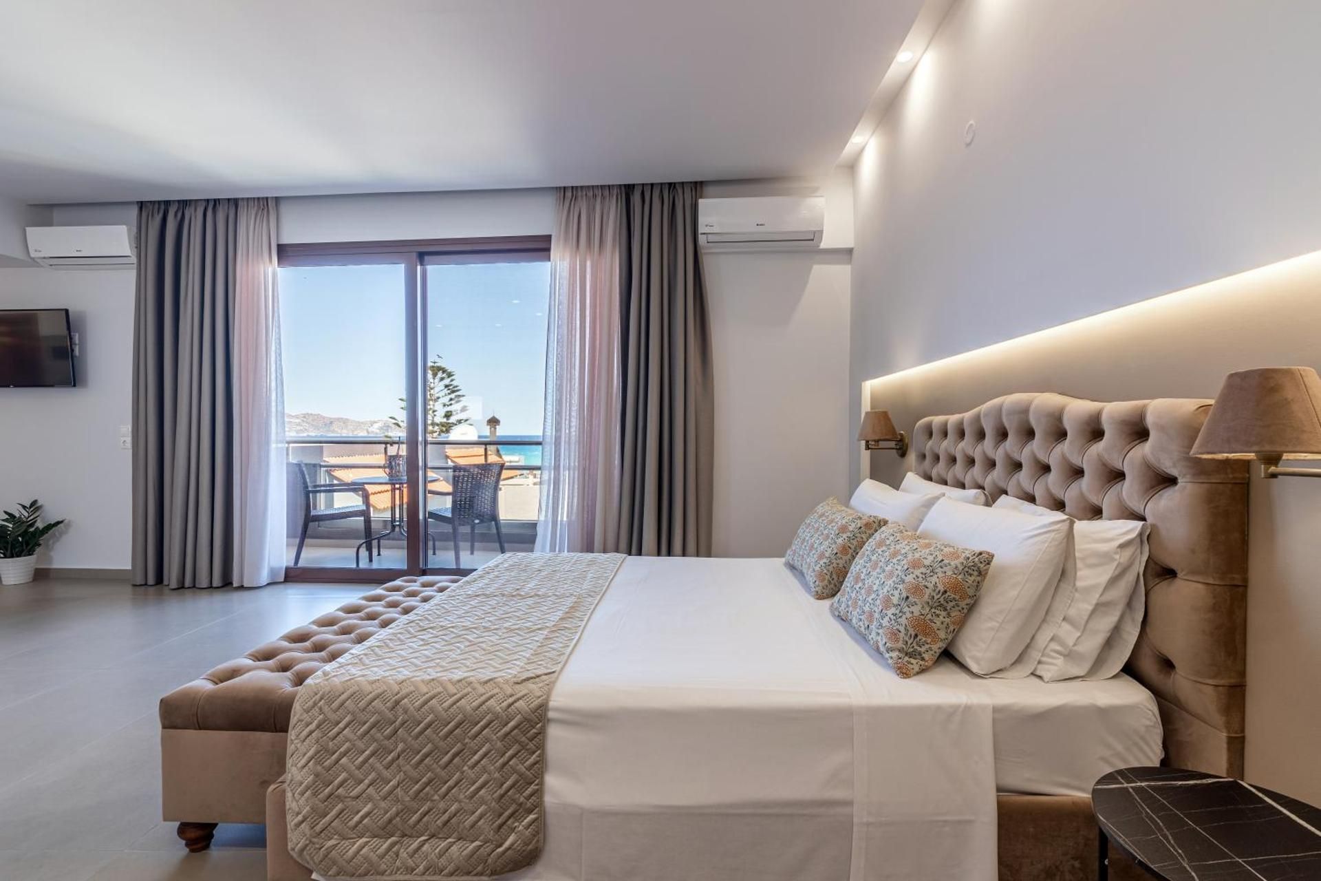 One-Bedroom Apartment with Sea View