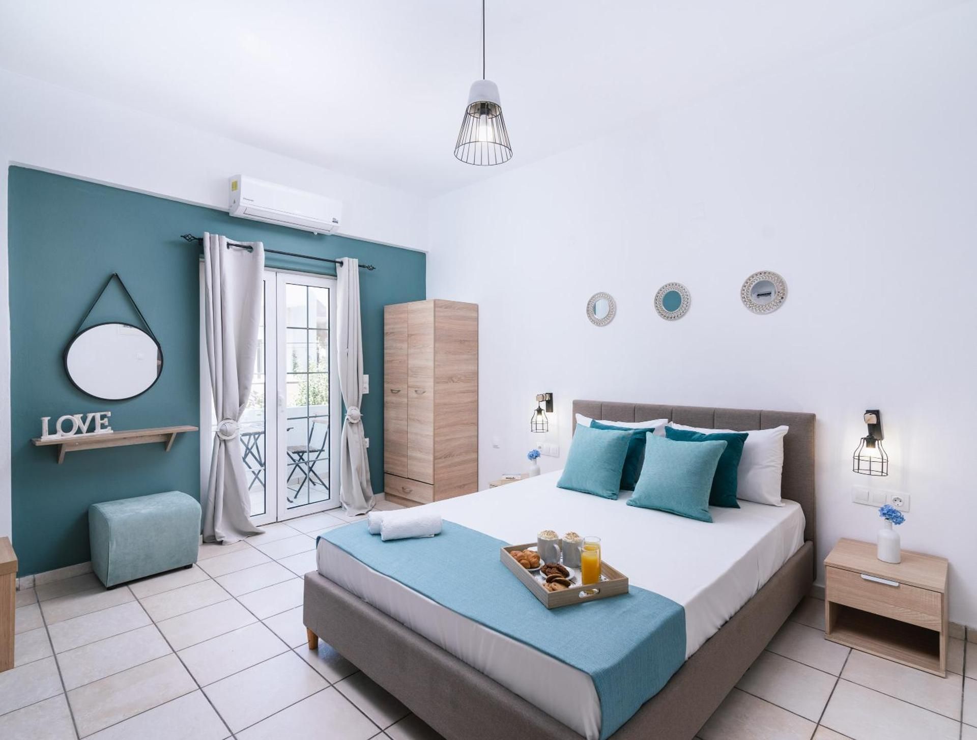 Studio Apartment with Sea View