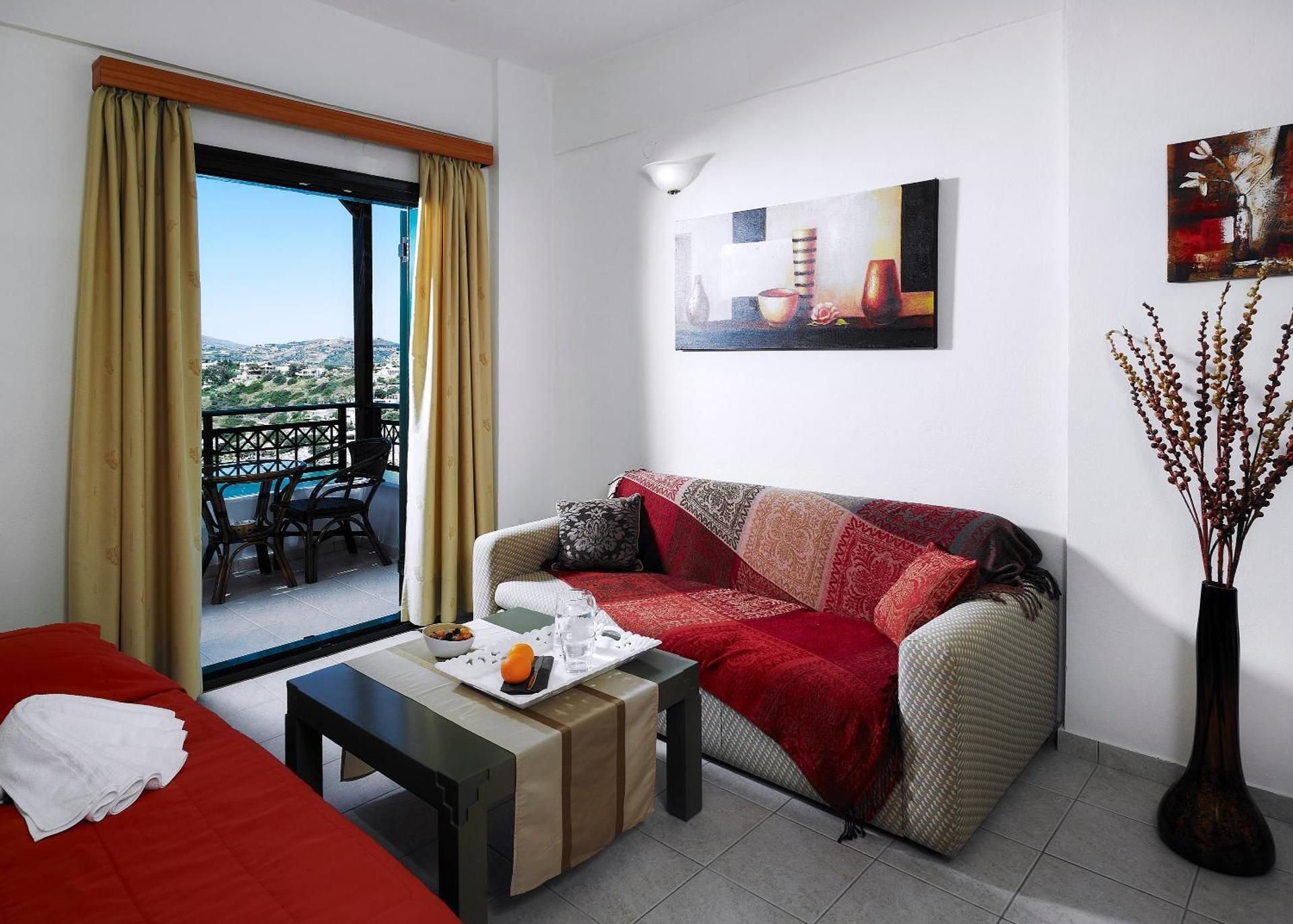 One-Bedroom Apartment with Sea View (2 - 4 Adults)