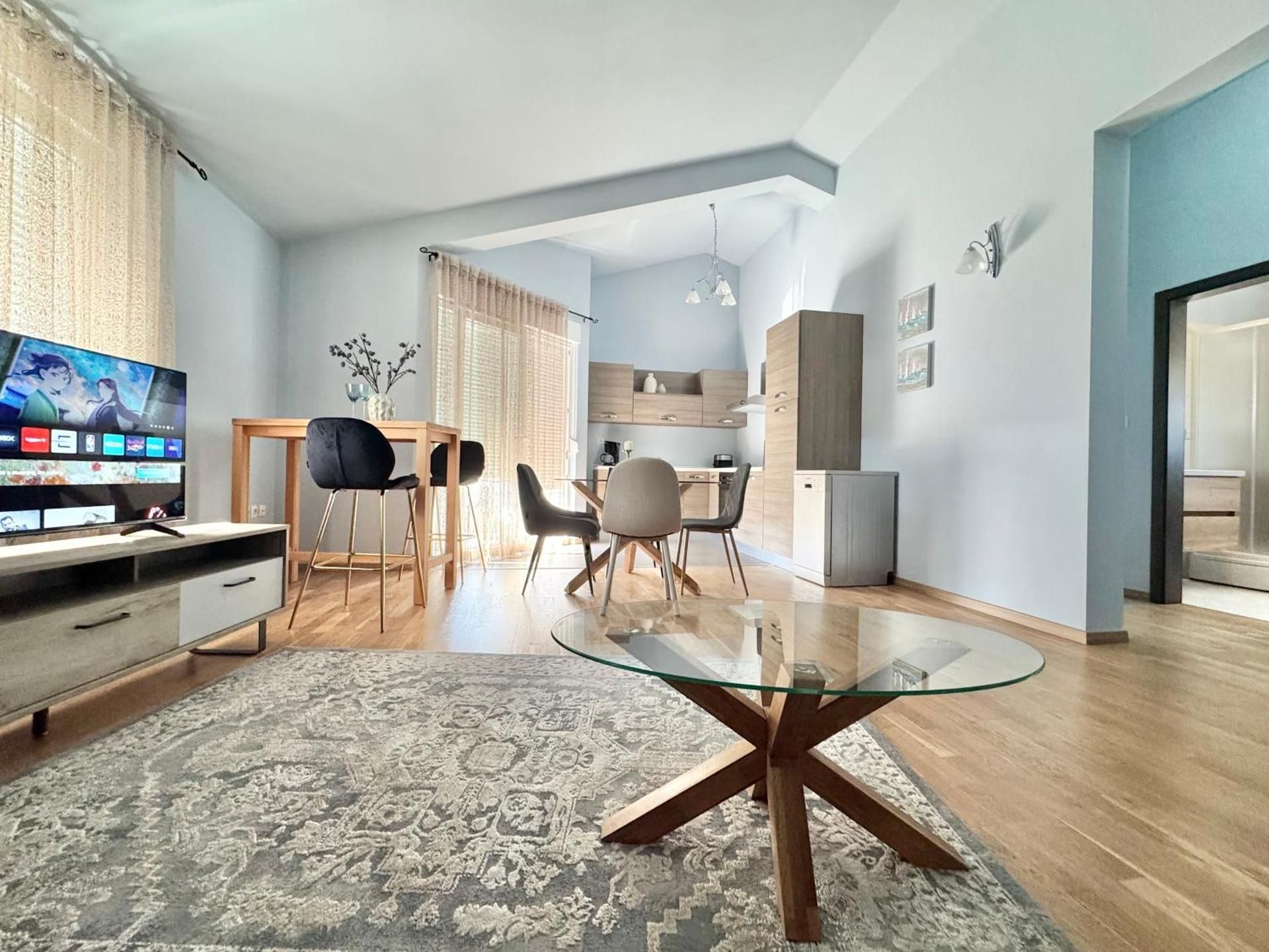 Two-Bedroom Apartment with Terrace and Sea View