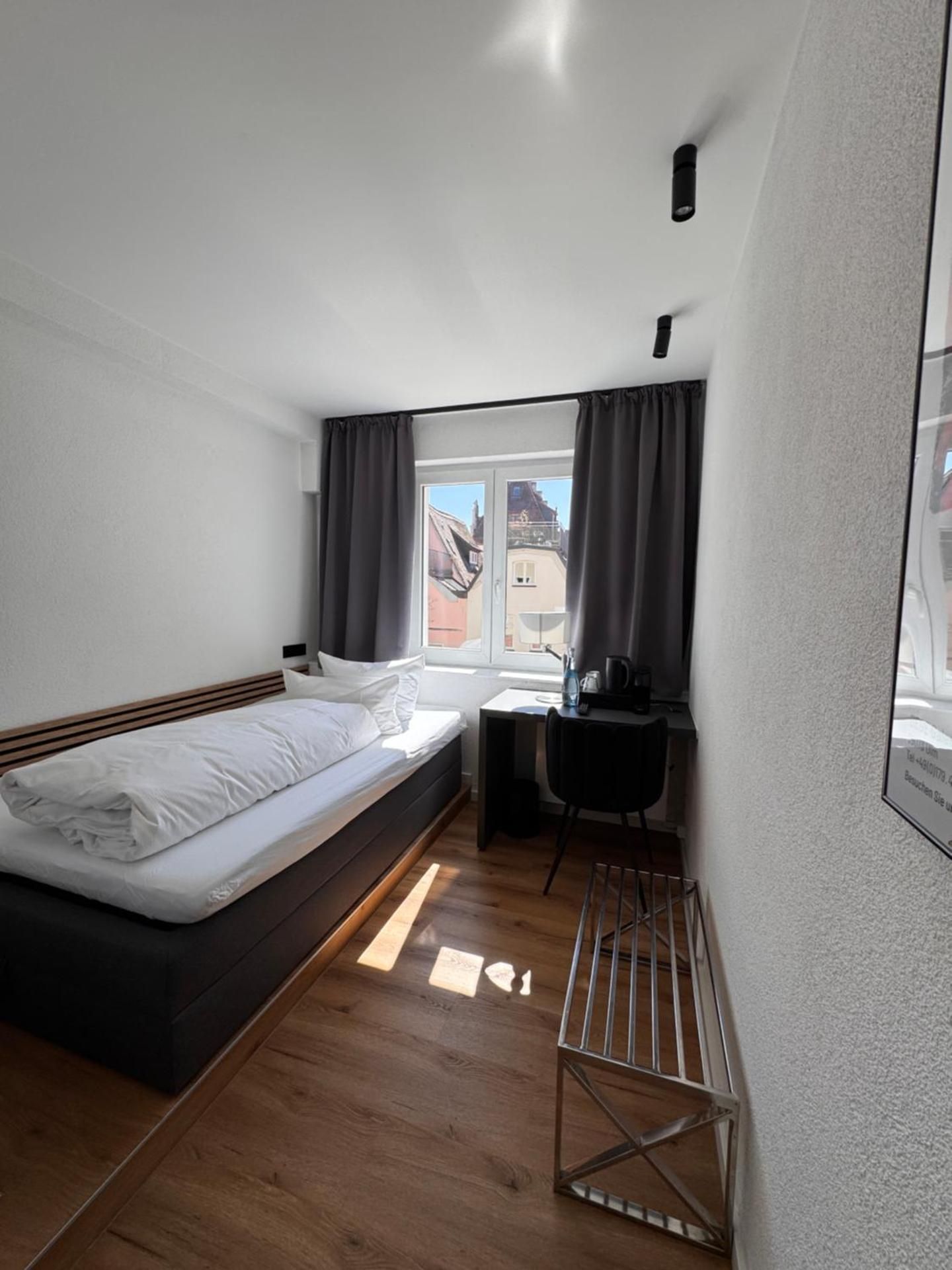 Economy Single Room