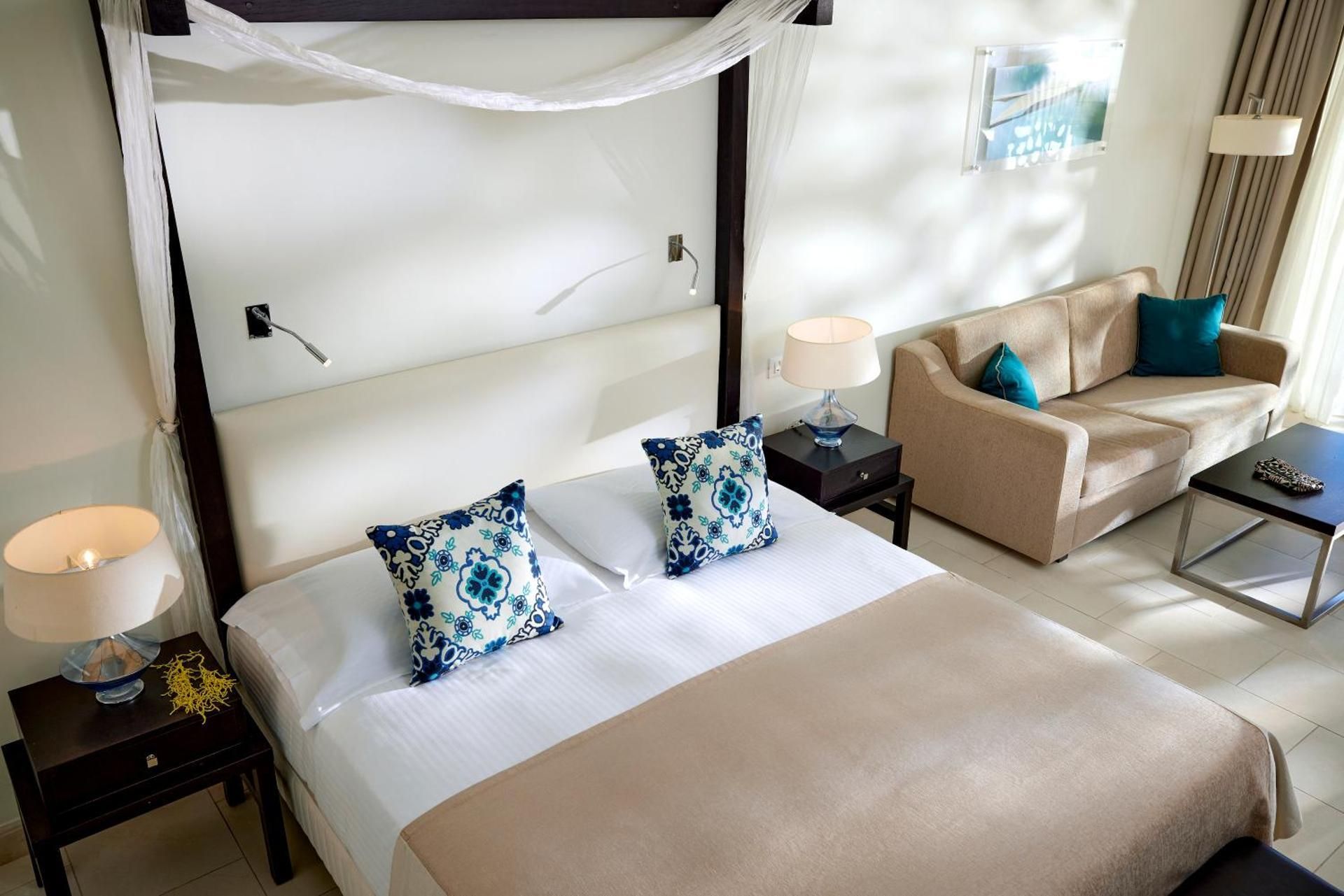 Deluxe Double or Twin Room with Pool Access