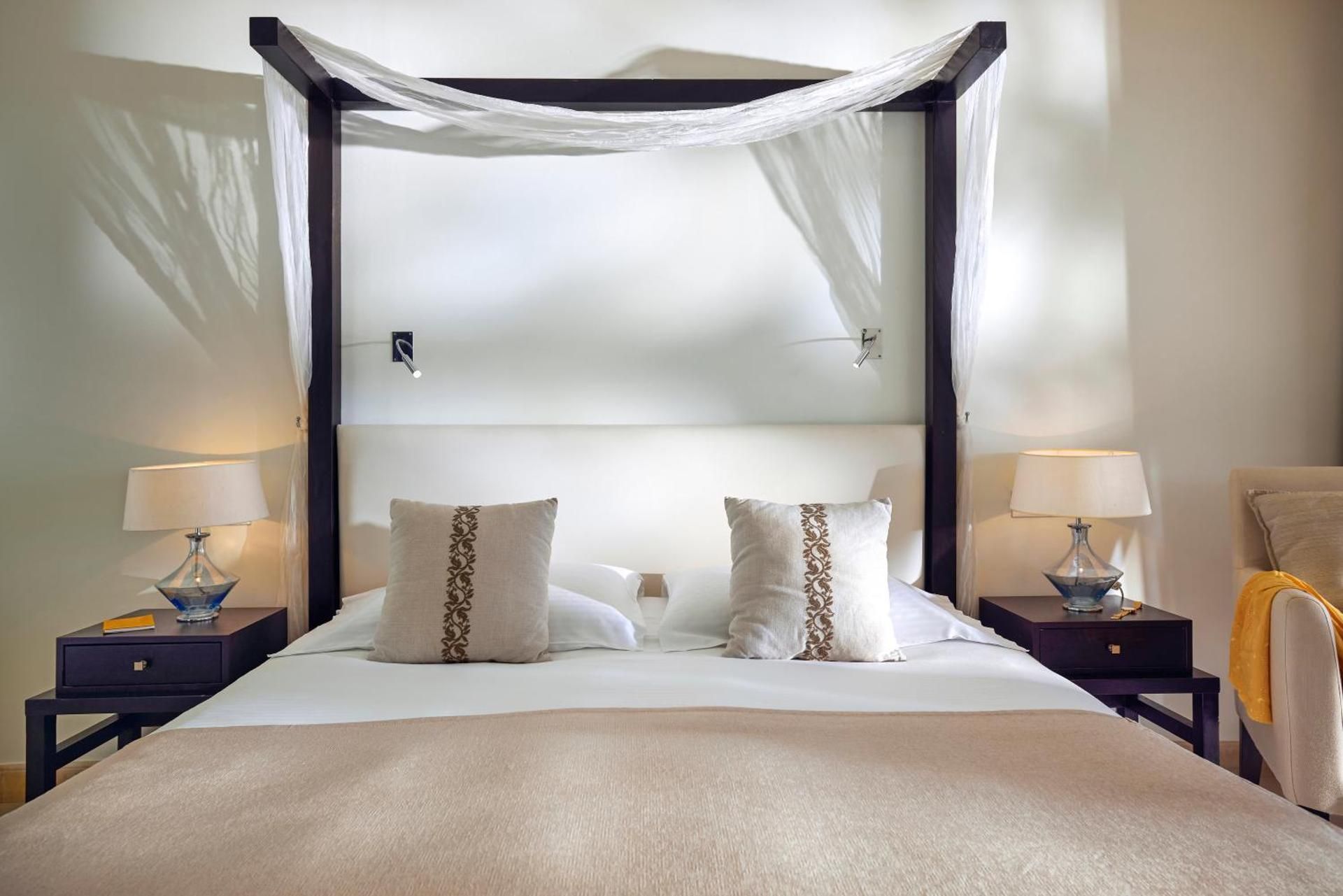Deluxe Suite with Private Pool & Sea View
