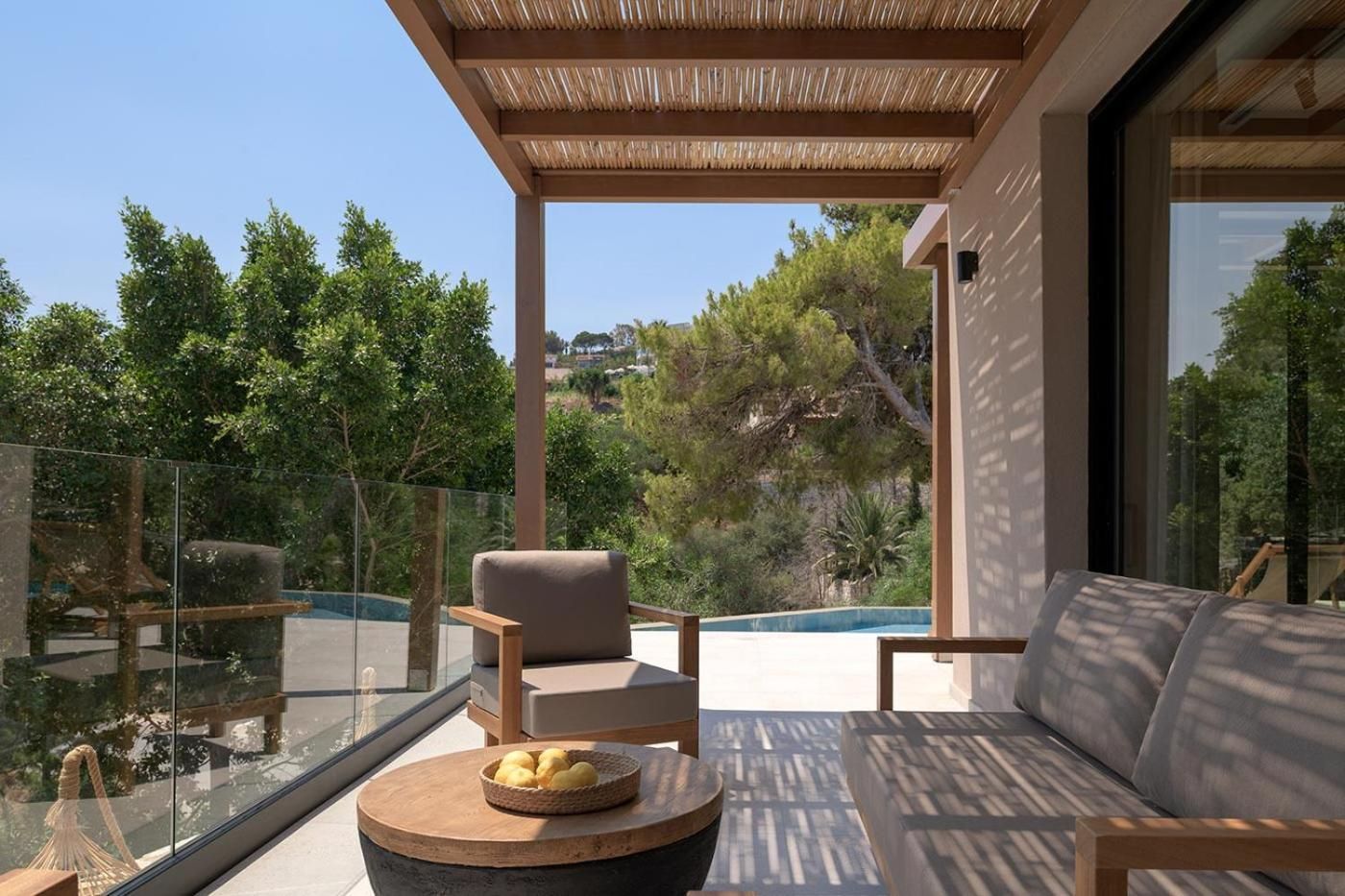 Ηilltop Suite Private Pool with Side Sea View & Garden View - Adults Only