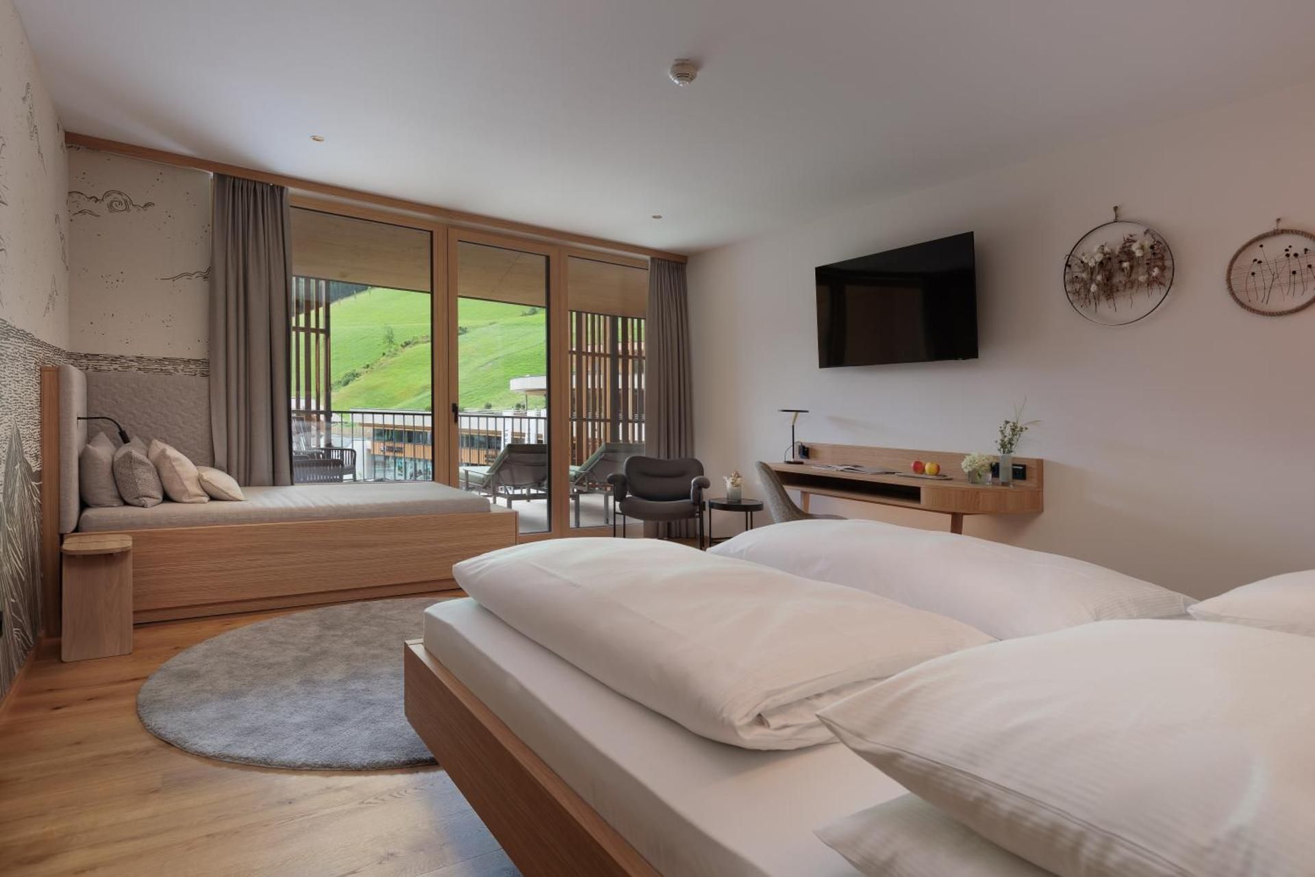 Double Room with Mountain View