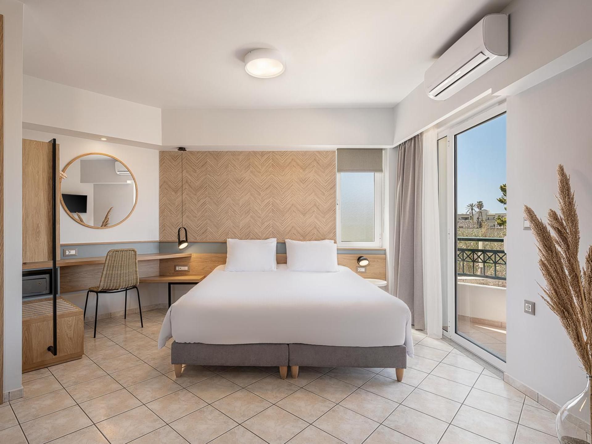 Deluxe Double Room with Balcony