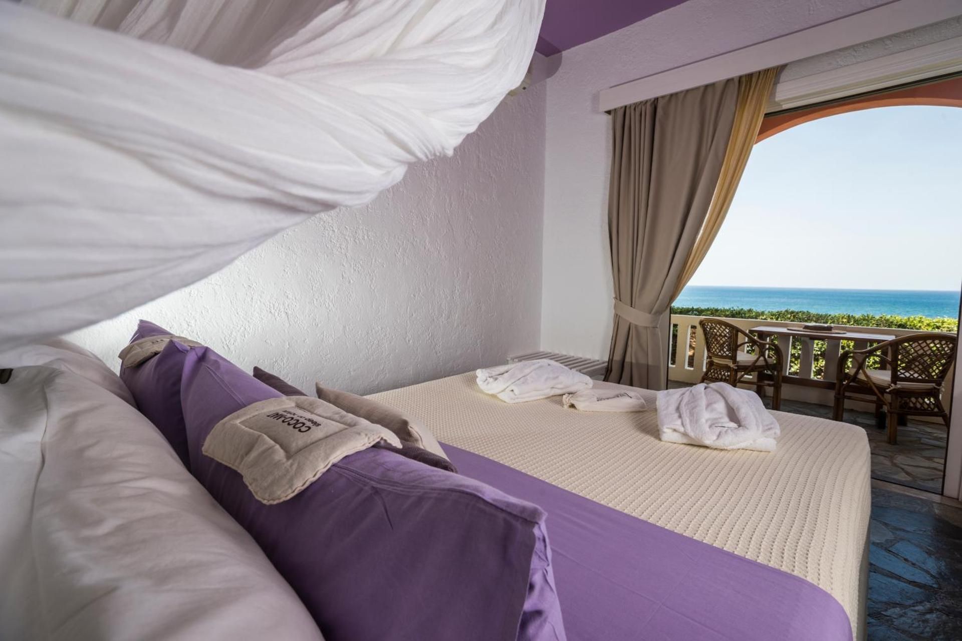 Family Apartment with Sea View (2 Adults +2 Children)