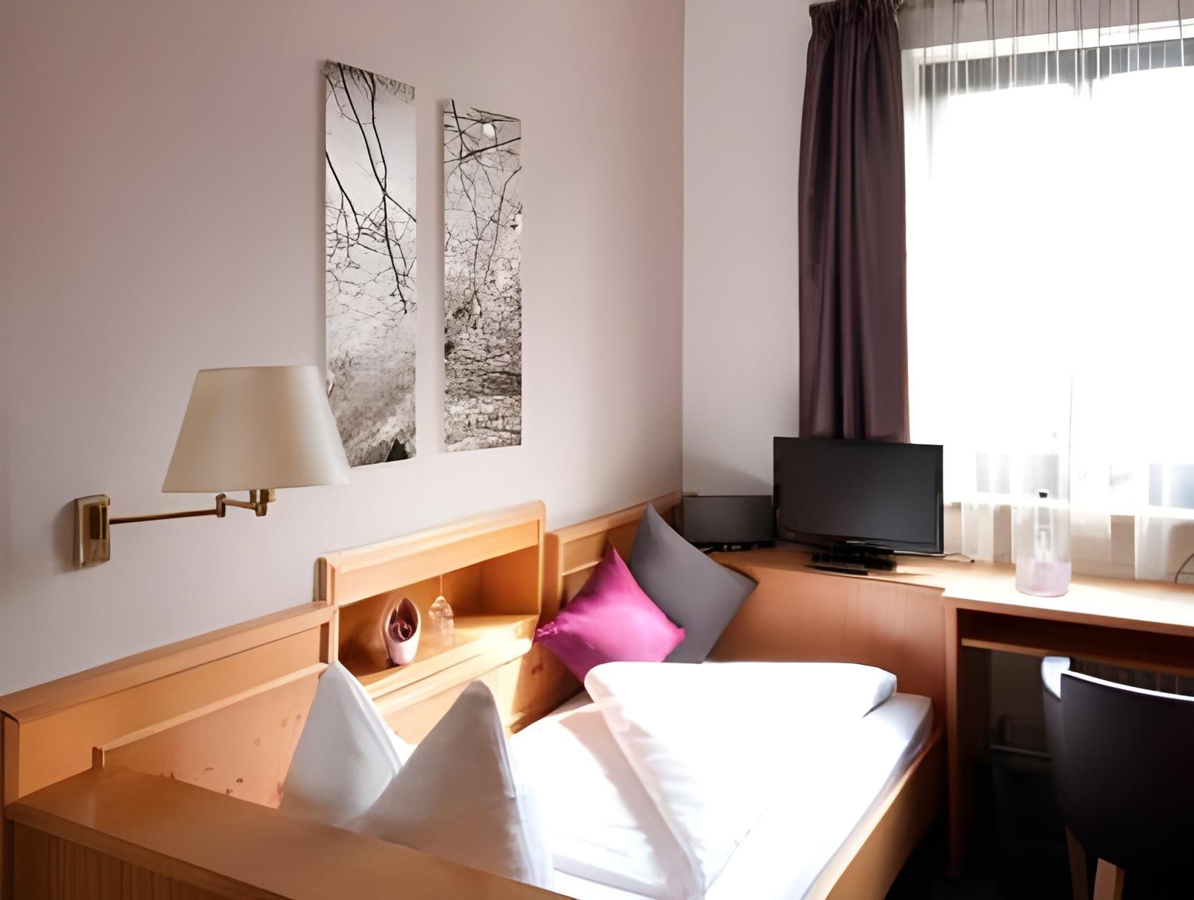 Standard Single Room