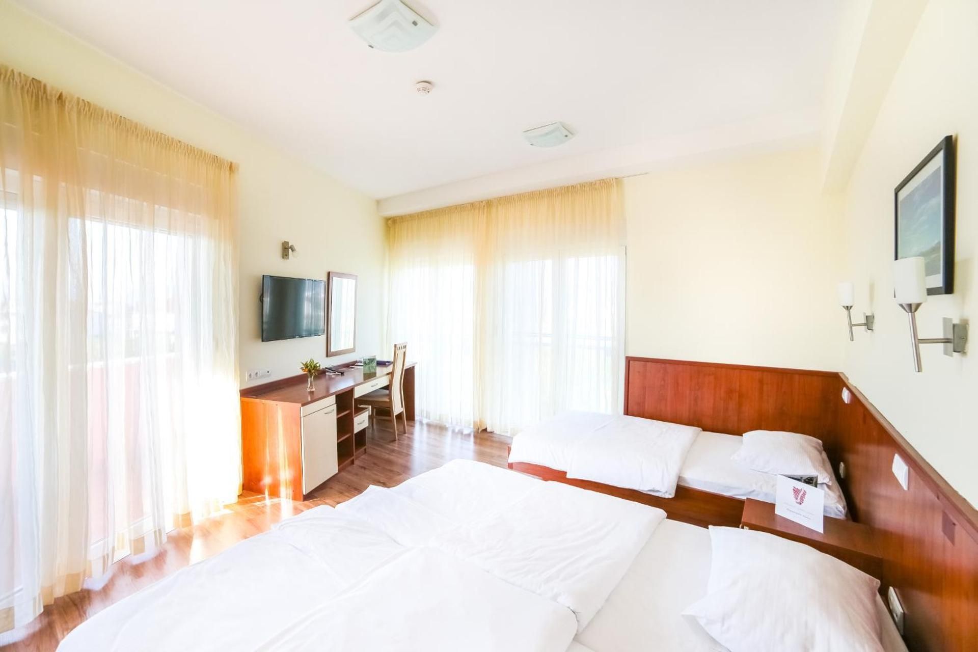 Triple Room with Balcony