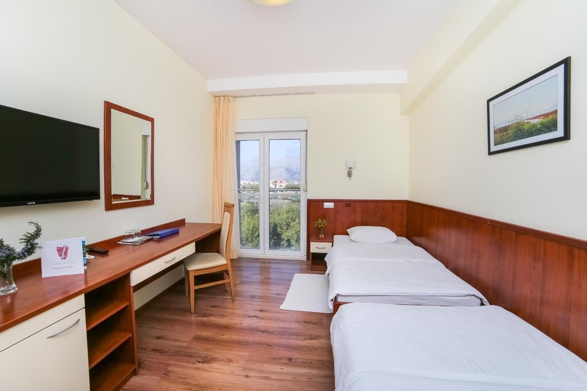 Twin Room with View