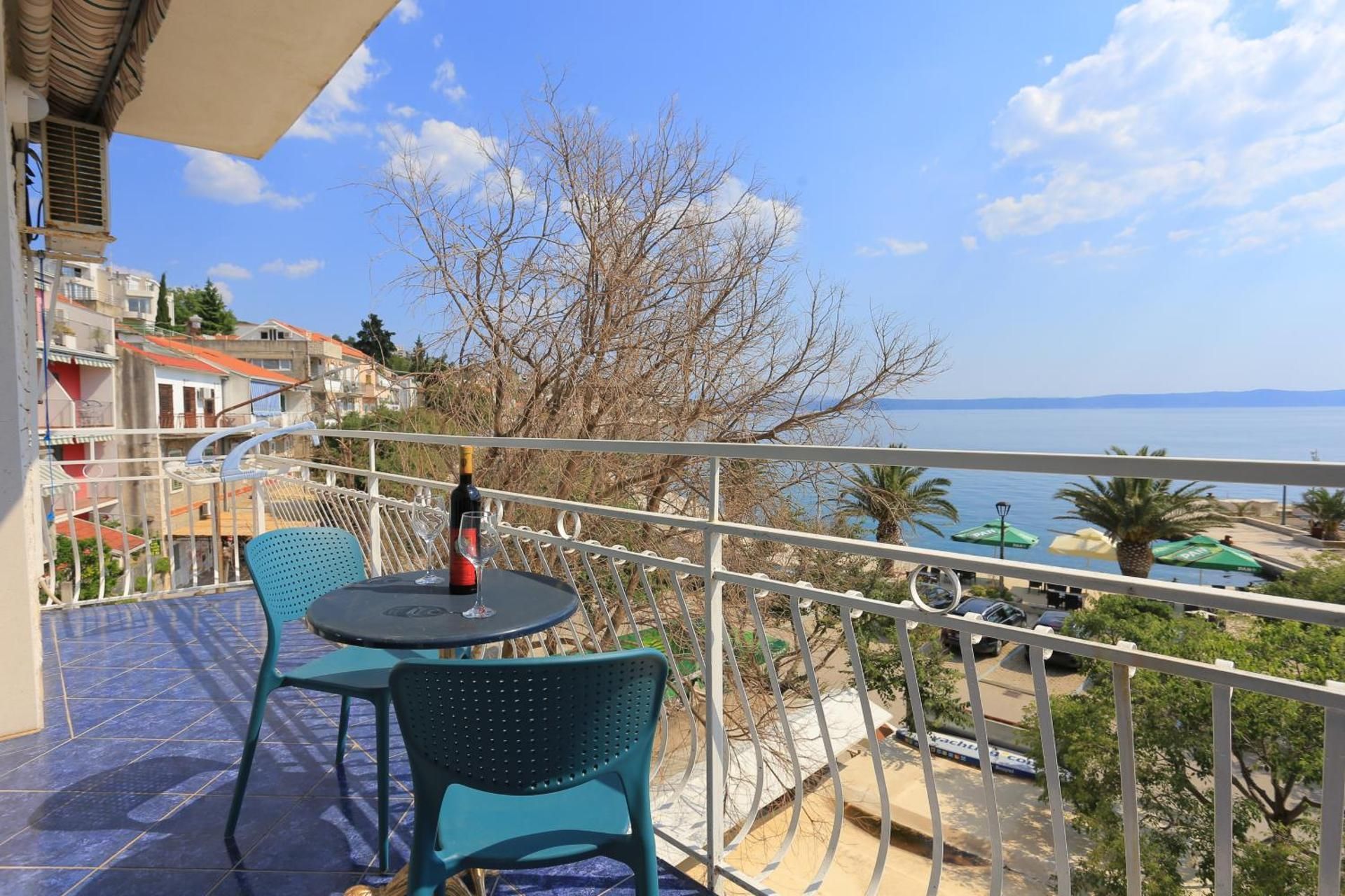One-Bedroom Apartment with Balcony and Sea View
