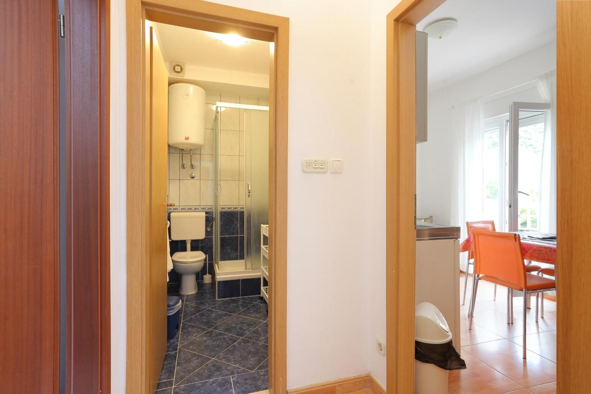 One-Bedroom Apartment with Terrace