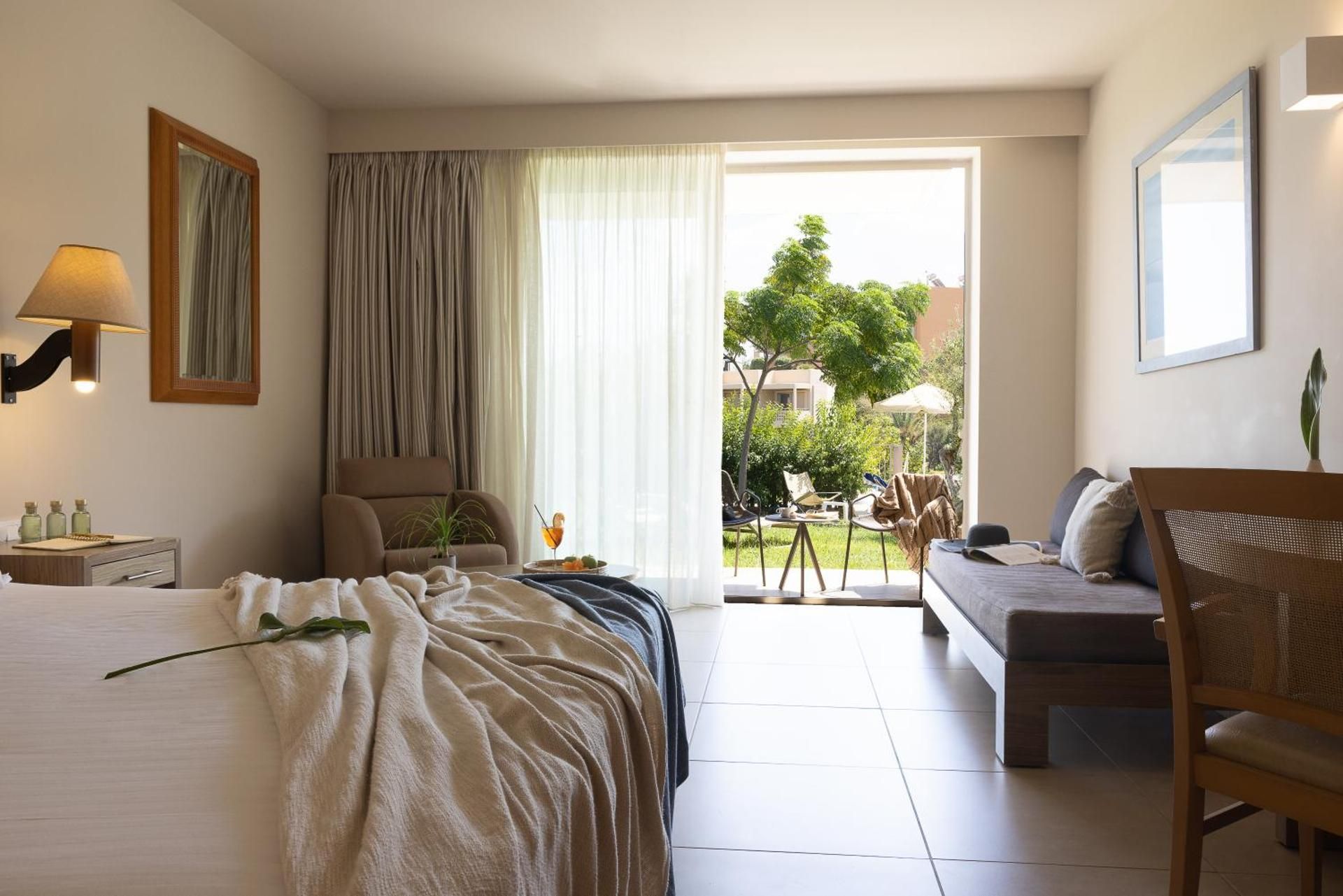 Superior Double or Twin Room with Swimming Pool Access