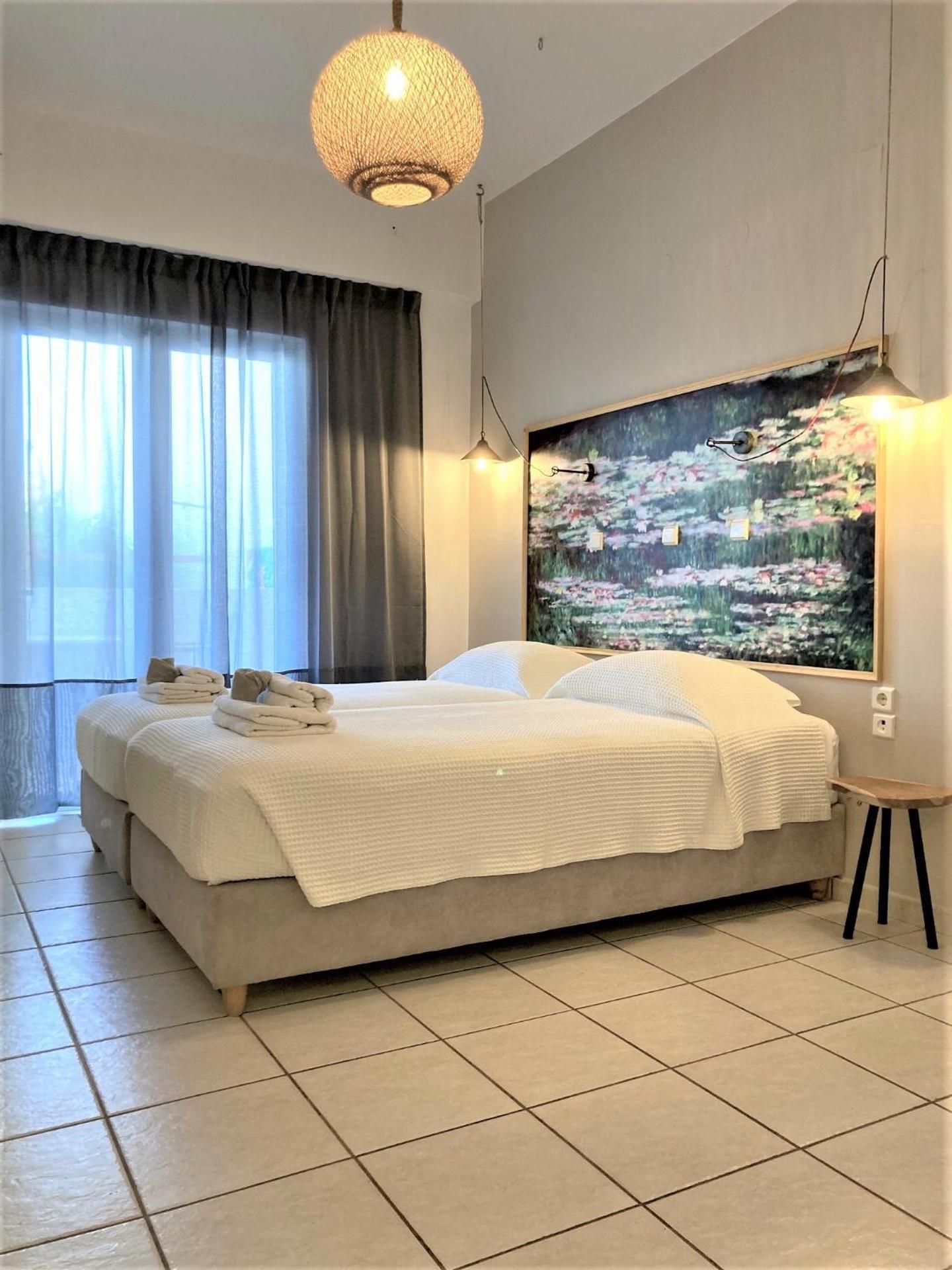 Studio 2 Adults