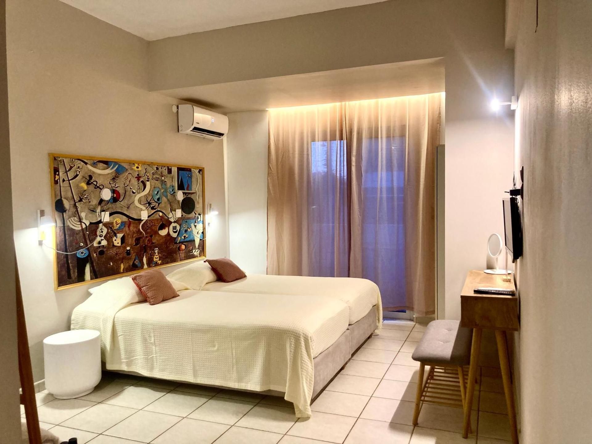 Studio 2 Adults