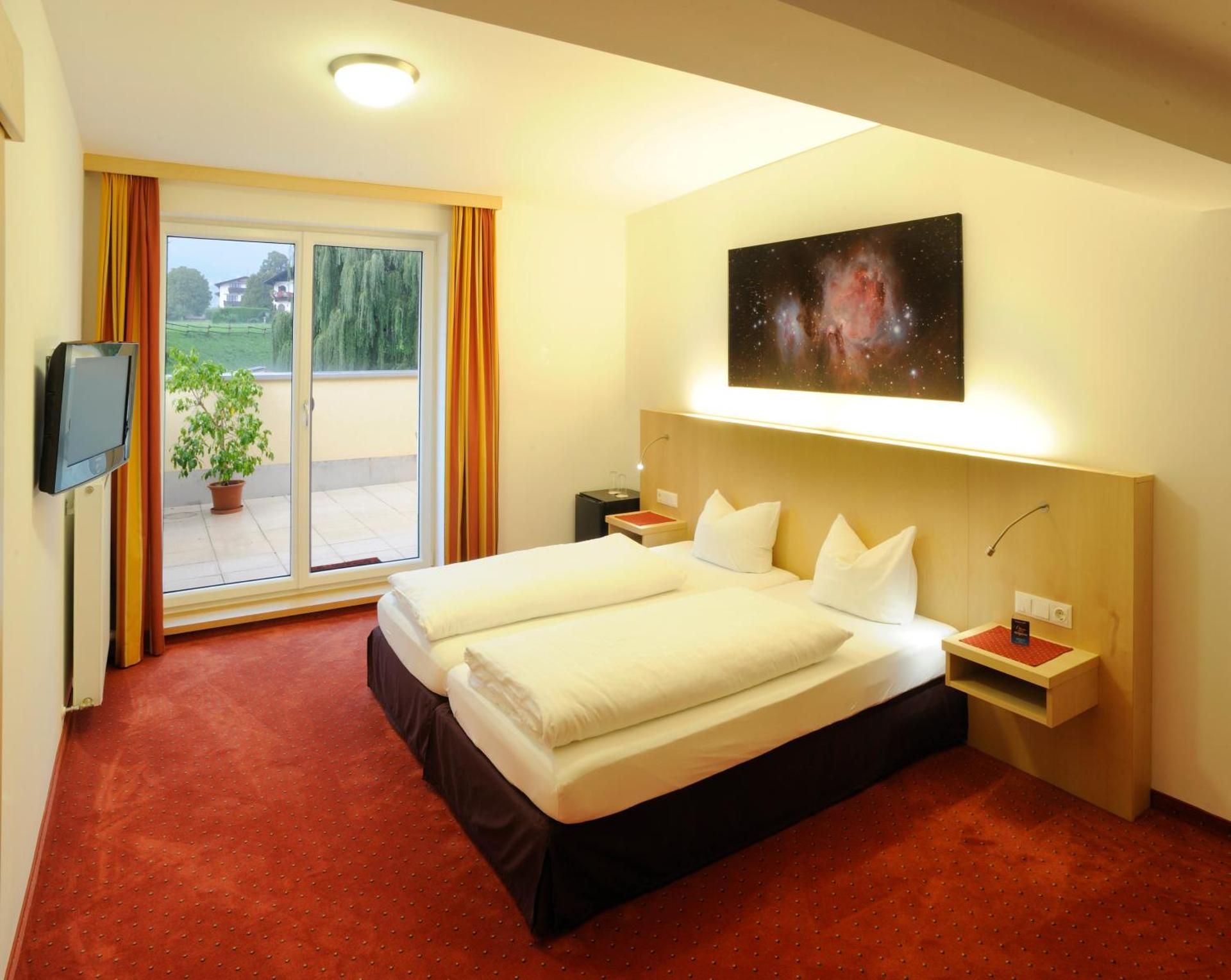 Austria Classic Hotel Heiligkreuz Superior Room with Parking 2