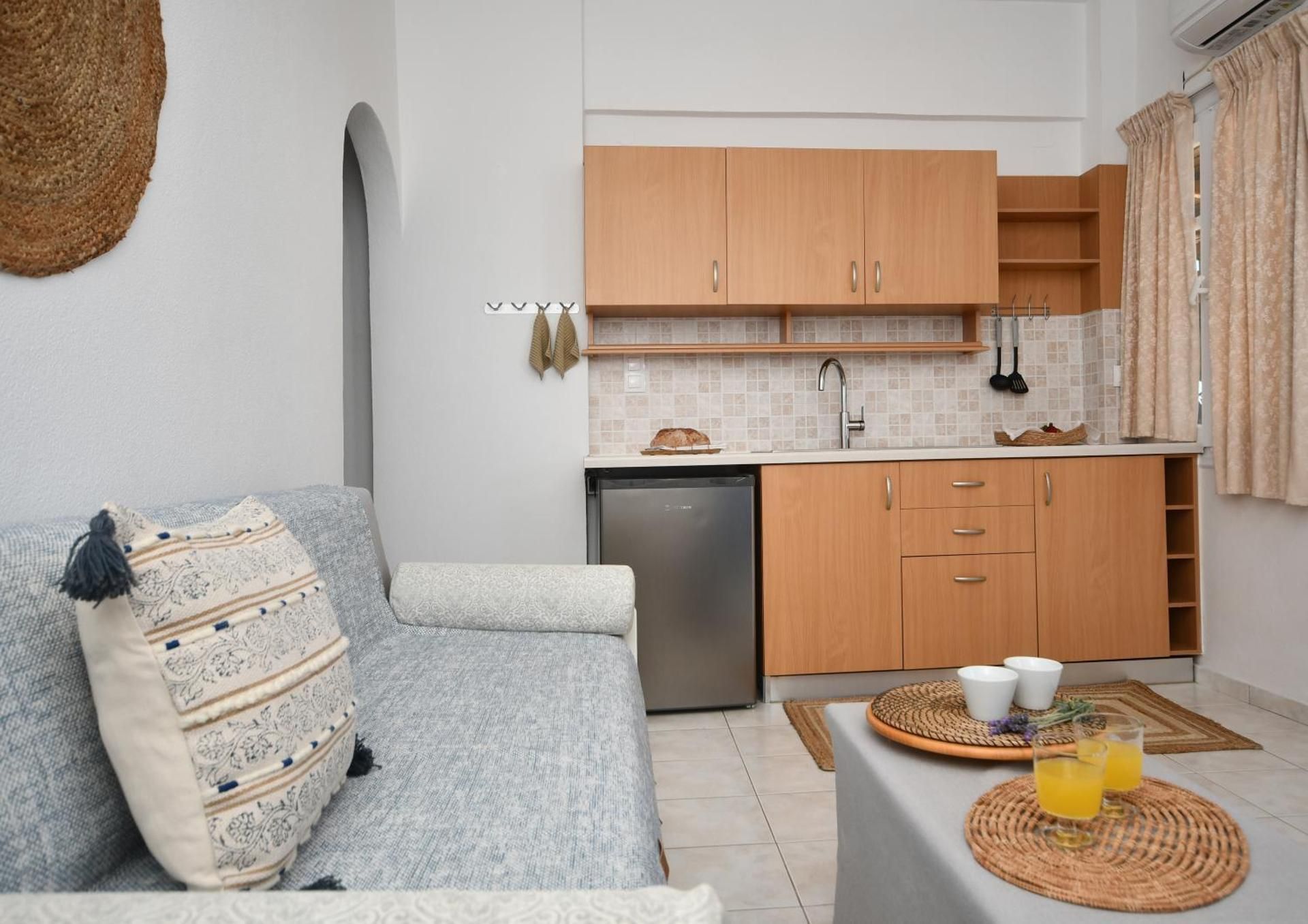 Deluxe One-Bedroom Apartment with Garden View
