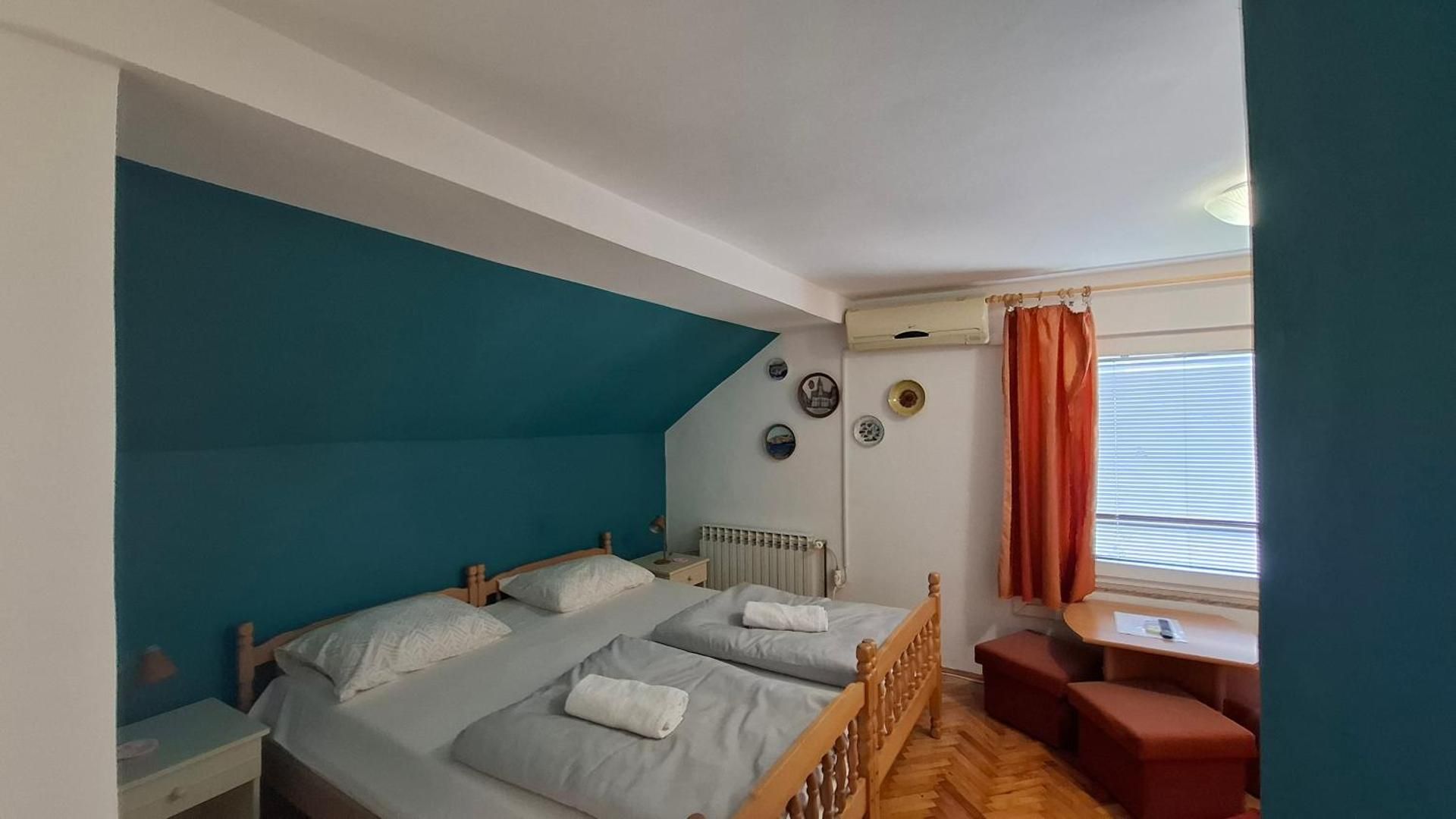 Triple Room with Bathroom