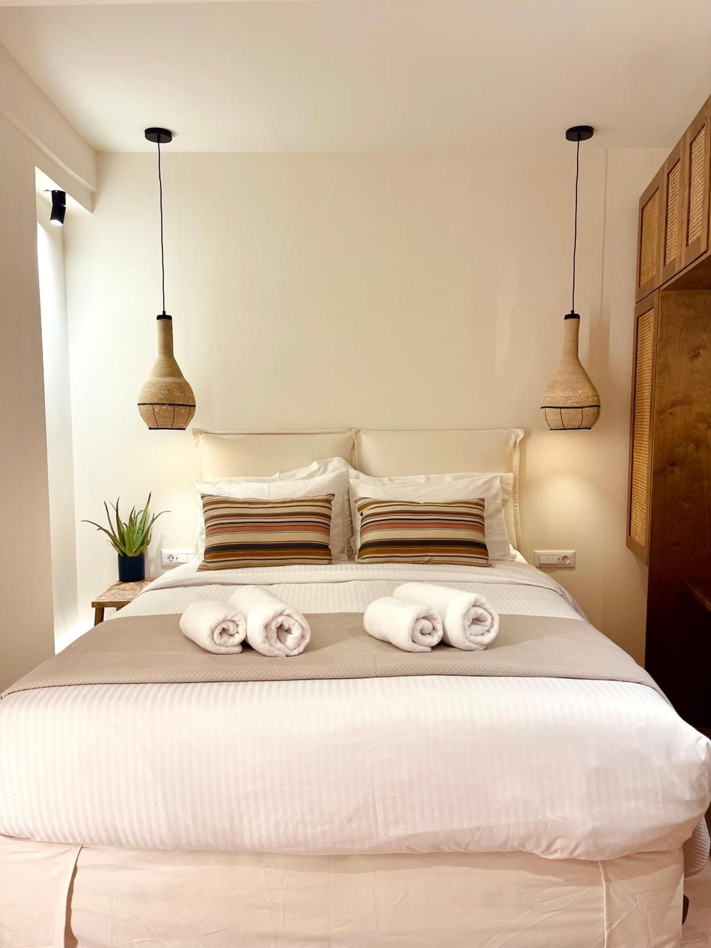 Deluxe Double Room with Balcony and Sea View