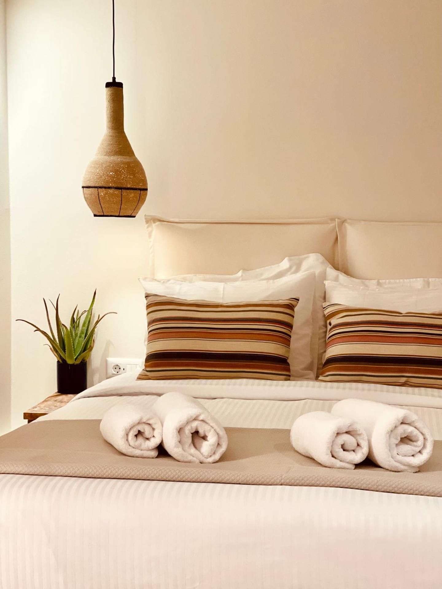 Deluxe Double Room with Balcony and Sea View