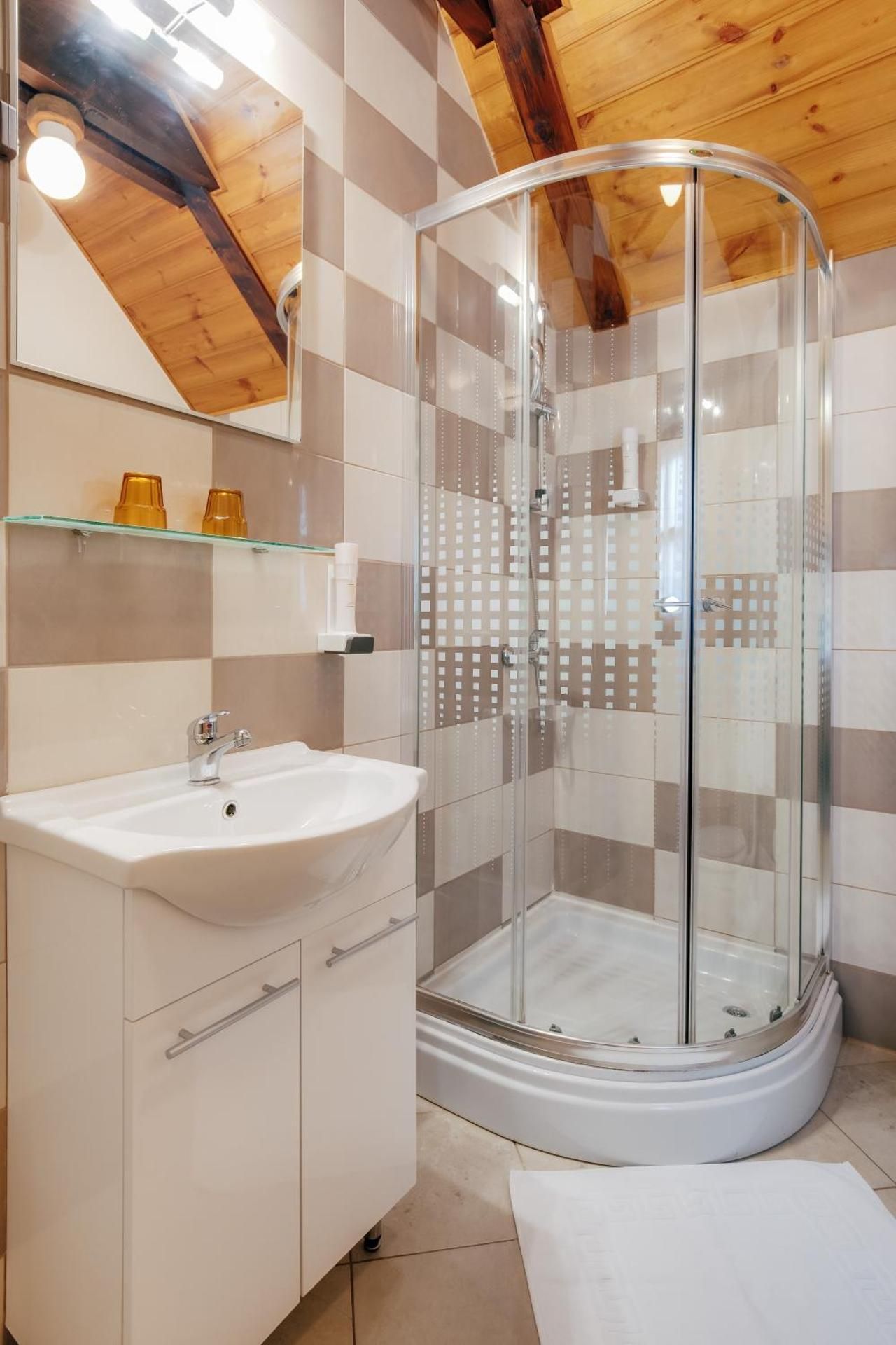 Double Room with Private Bathroom