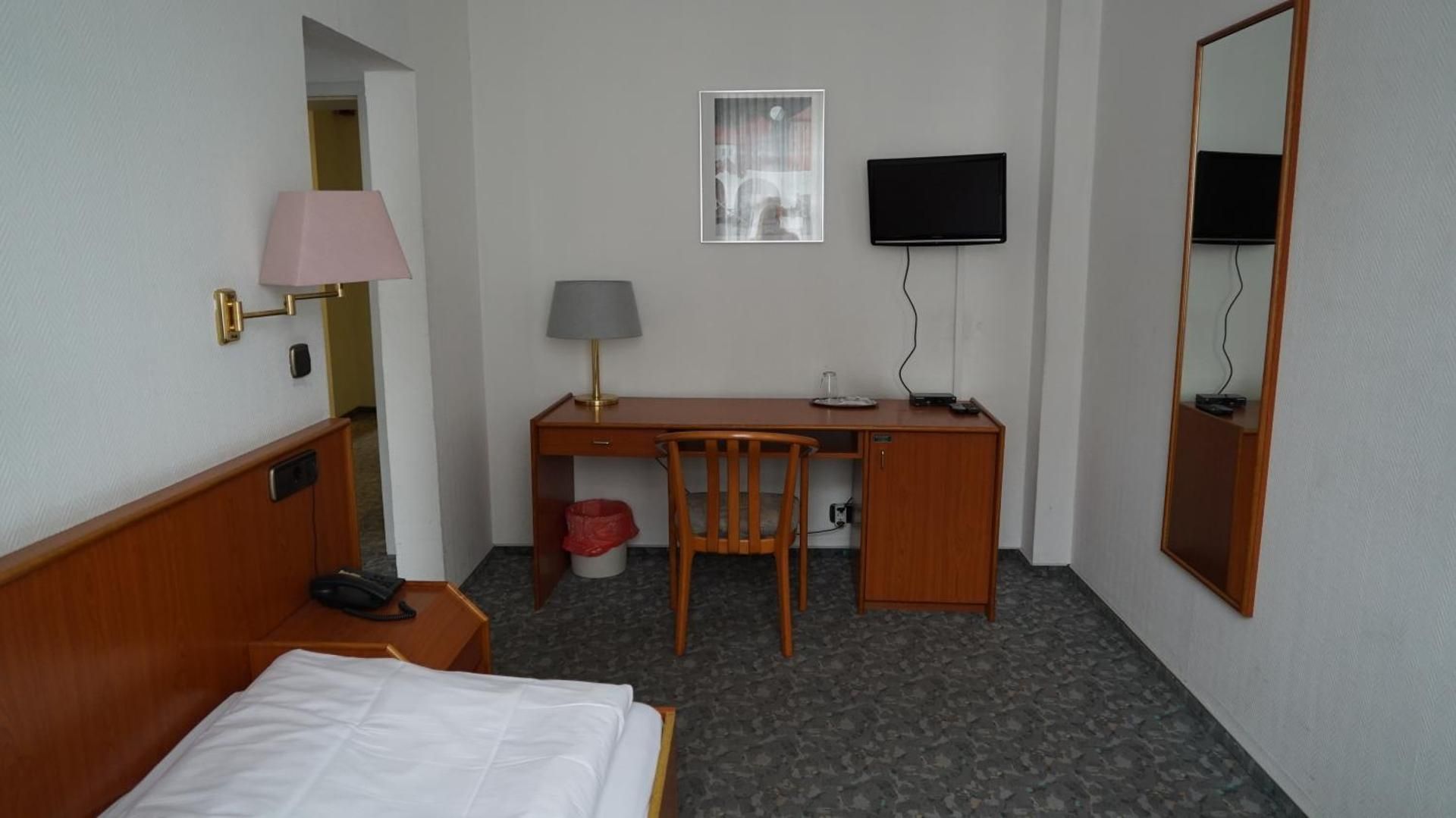 Single Room
