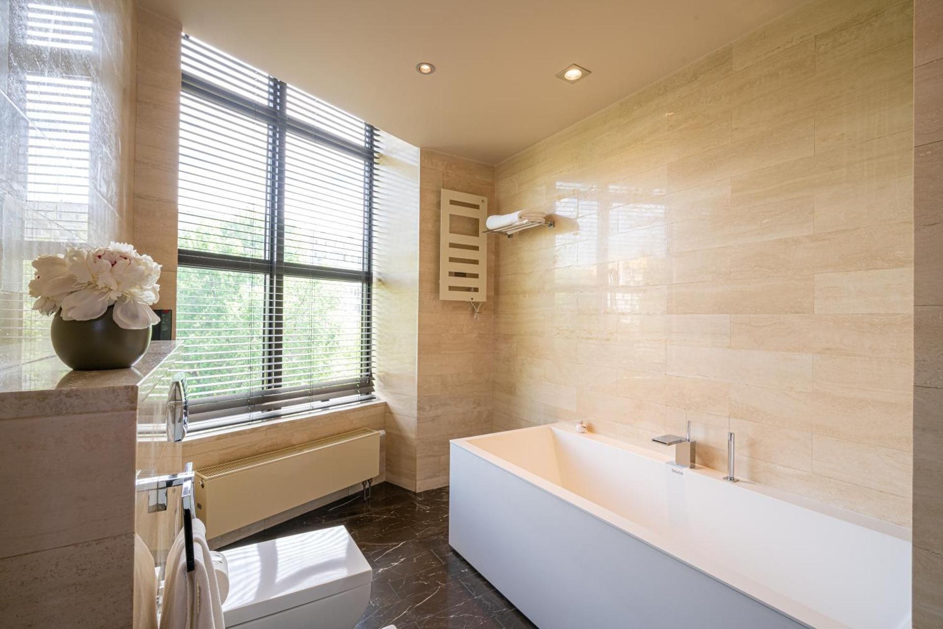 Superior Room with 1 King Size Bed