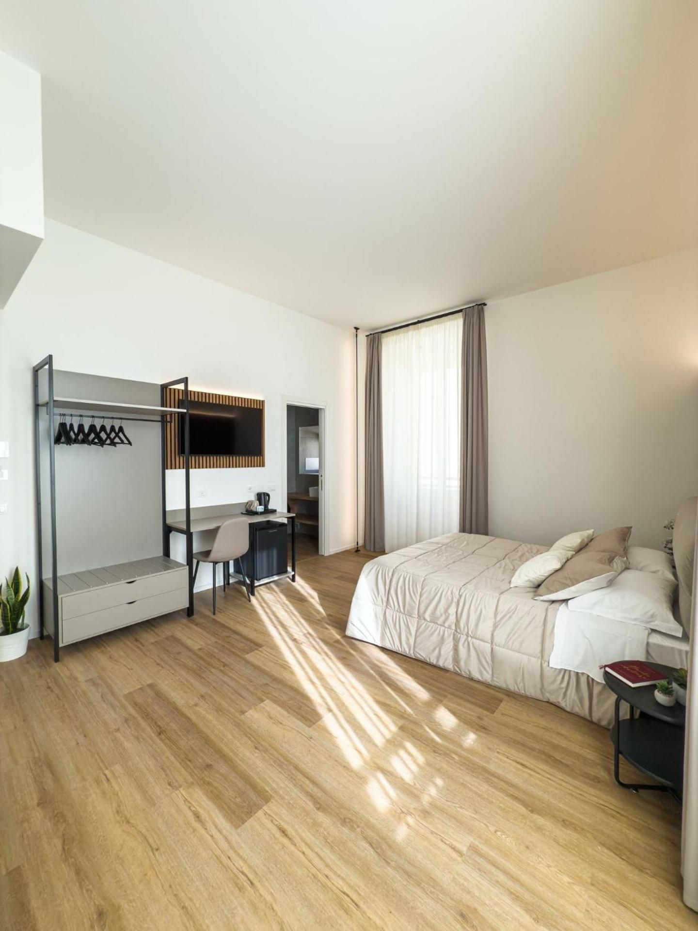 Triple Room with Sea View