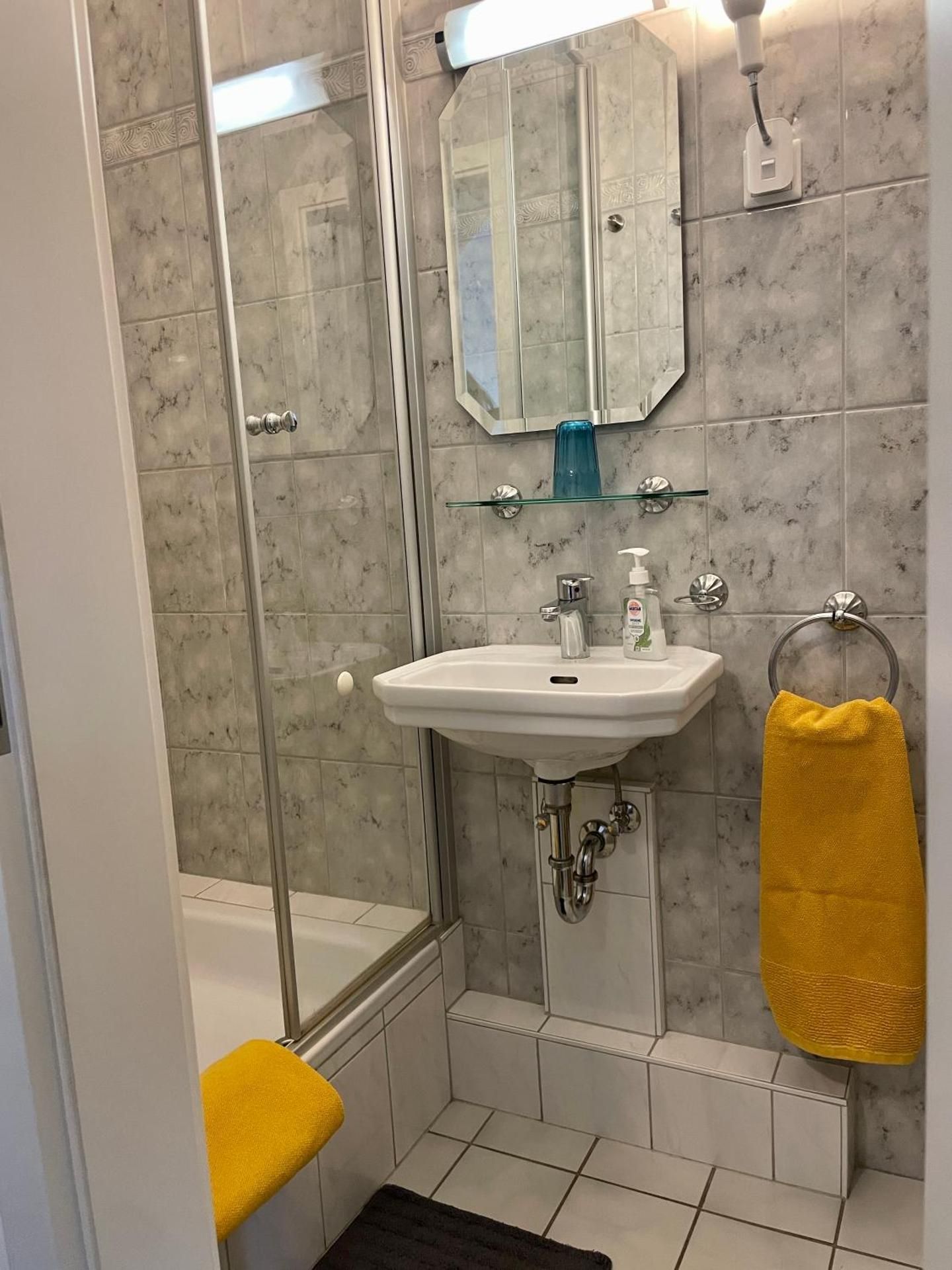 Double or Twin Room with Private Bathroom