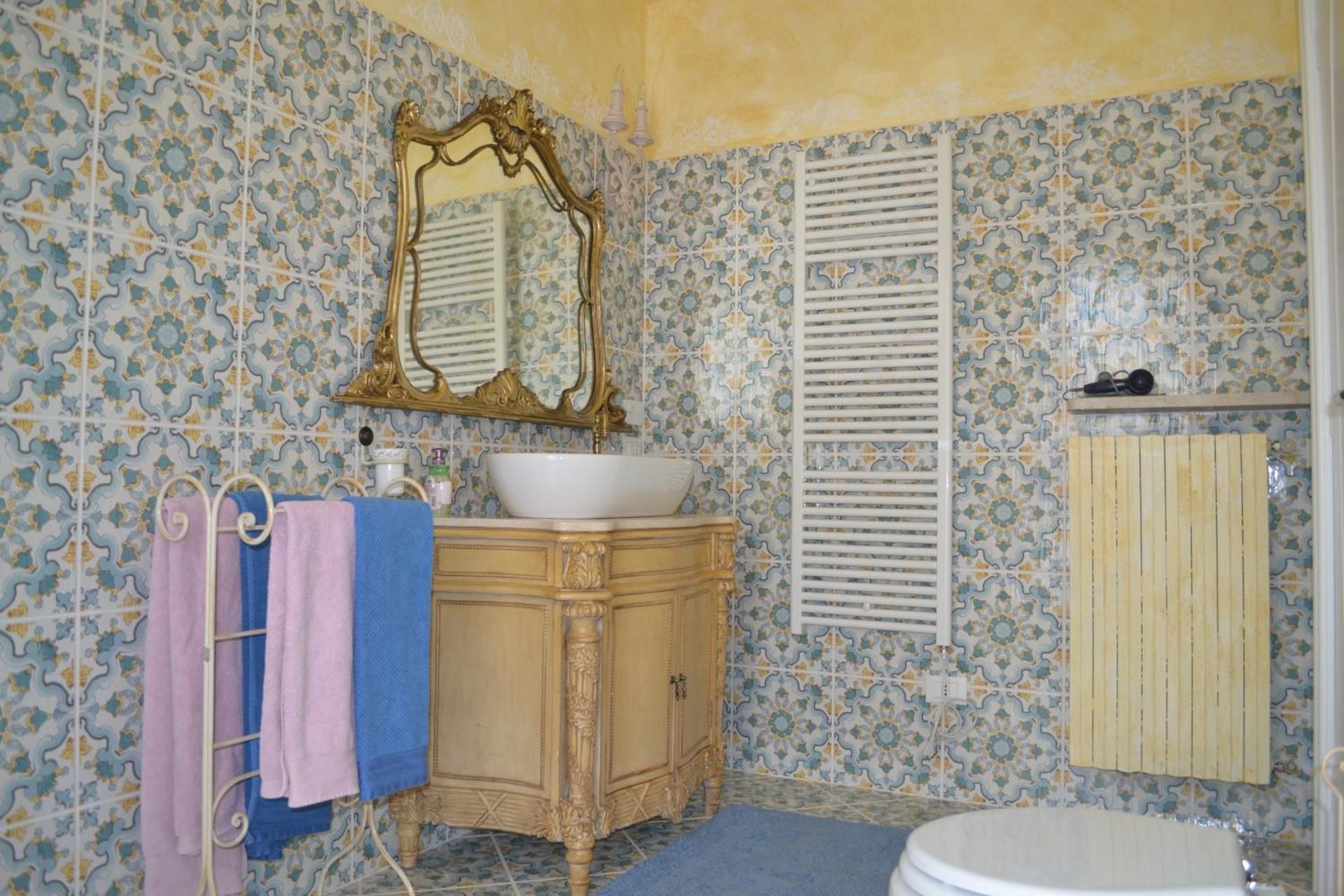 Queen Room with Balcony